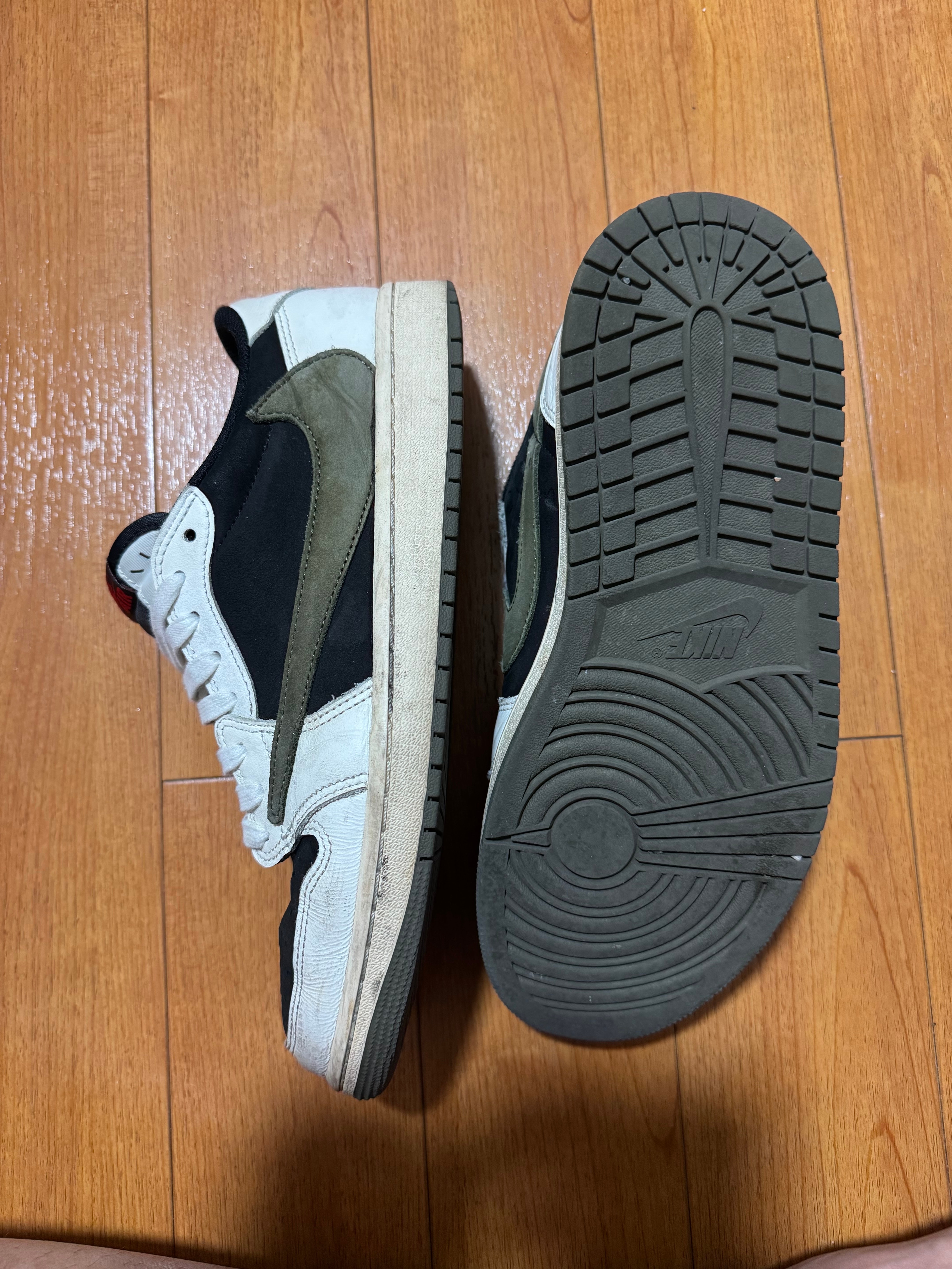 Travis Scott × Nike Women's Air Jordan 1 Low OG "Medium Olive"