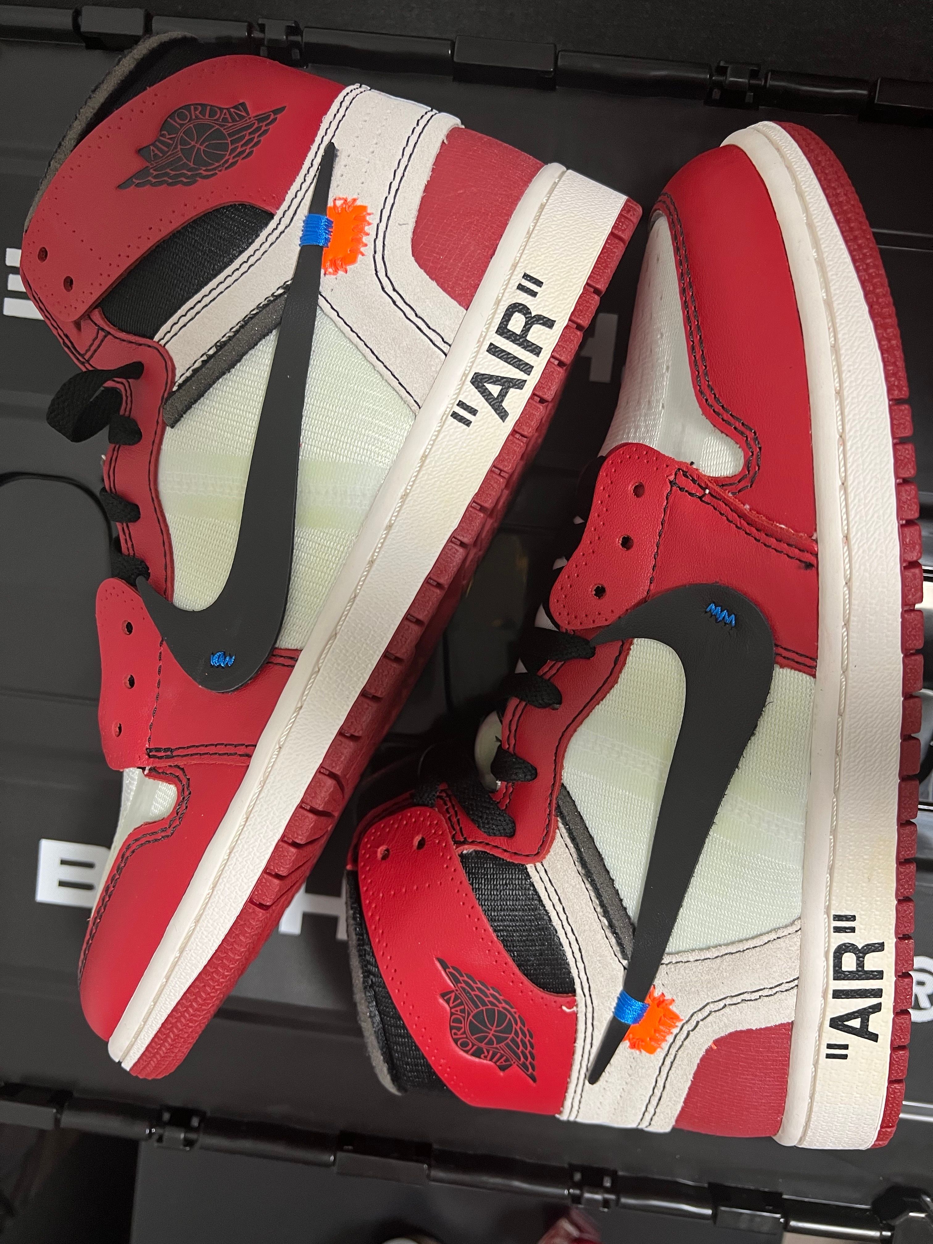 Off-White × Nike Air Jordan 1 Retro High The Ten "Chicago"