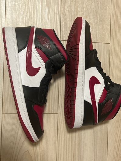 NIKE AIR JORDAN 1 MID "BLACK/RED/WHITE"