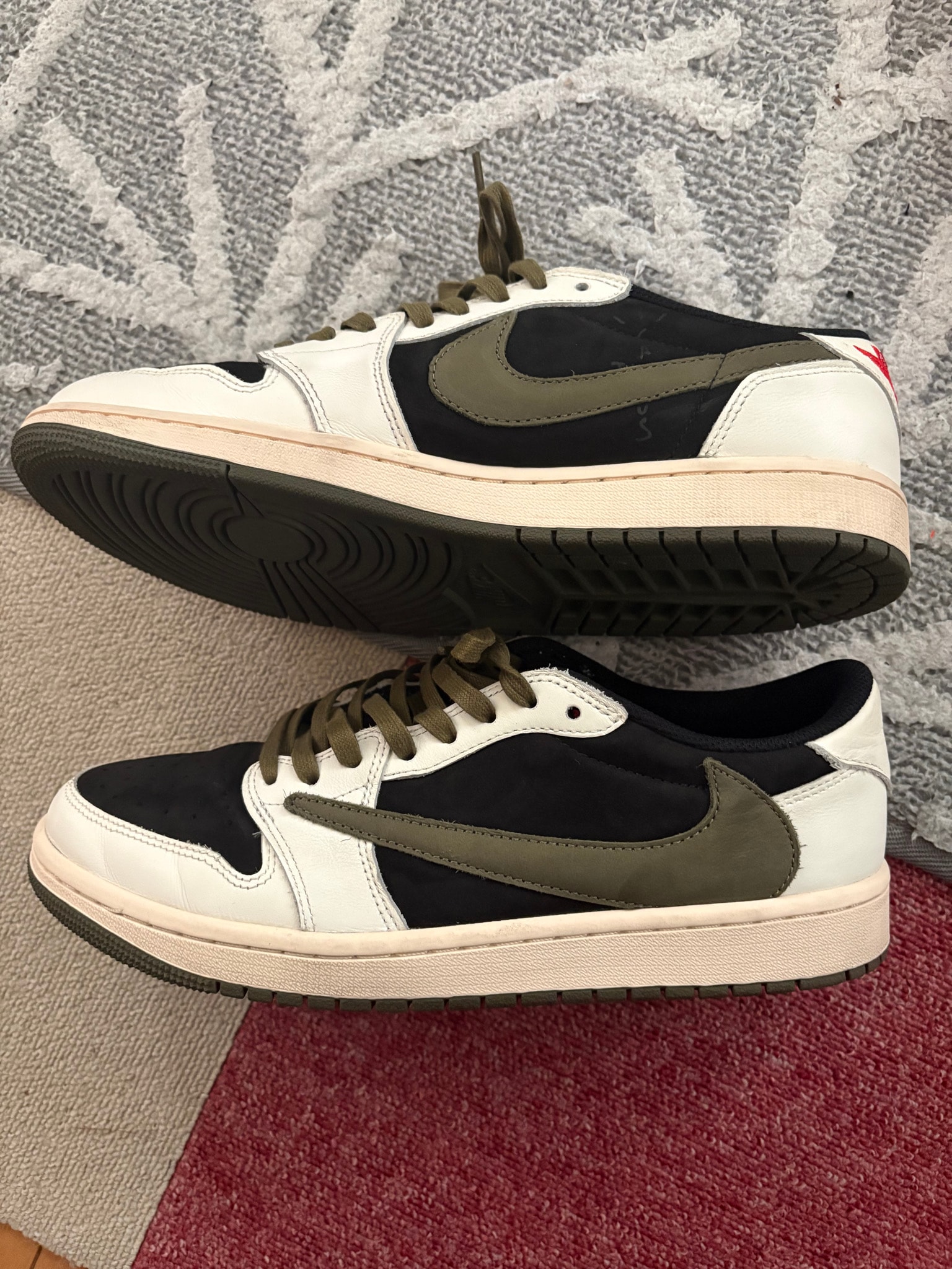 Travis Scott × Nike Women's Air Jordan 1 Low OG "Medium Olive"
