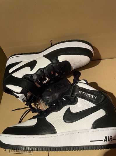 Stussy × Nike Air Force 1 Mid "Black and Light Bone"