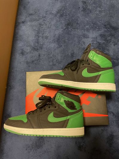 Nike Air Jordan 1 Retro High OG "Black/Pine Green" (2020)