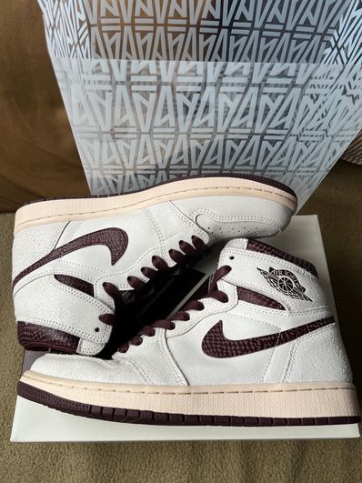 A Ma Maniere × Nike Air Jordan 1 Retro High OG "Sail and Burgundy"