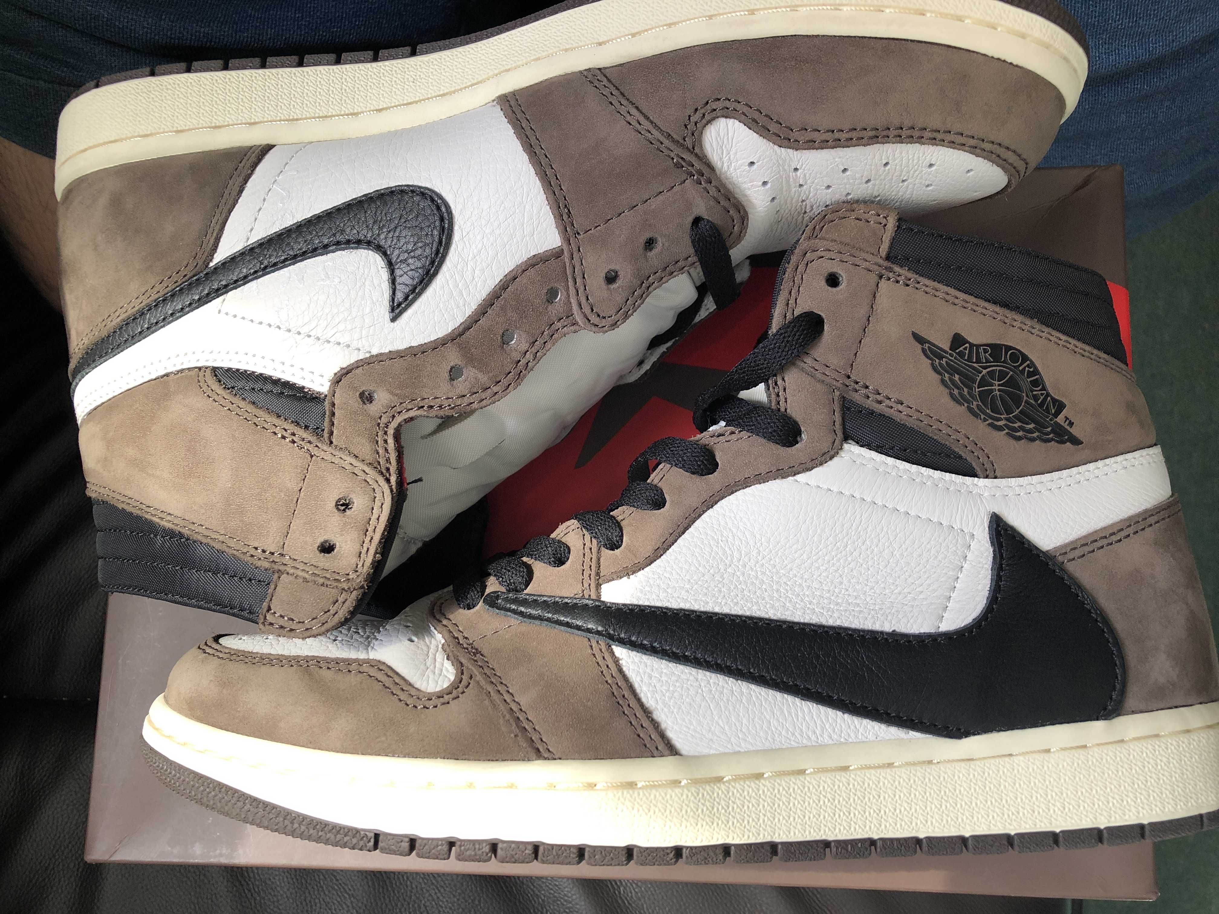 Travis Scott × Nike Air Jordan 1 Retro High OG TS SP "Sail/Dark Mocha"
