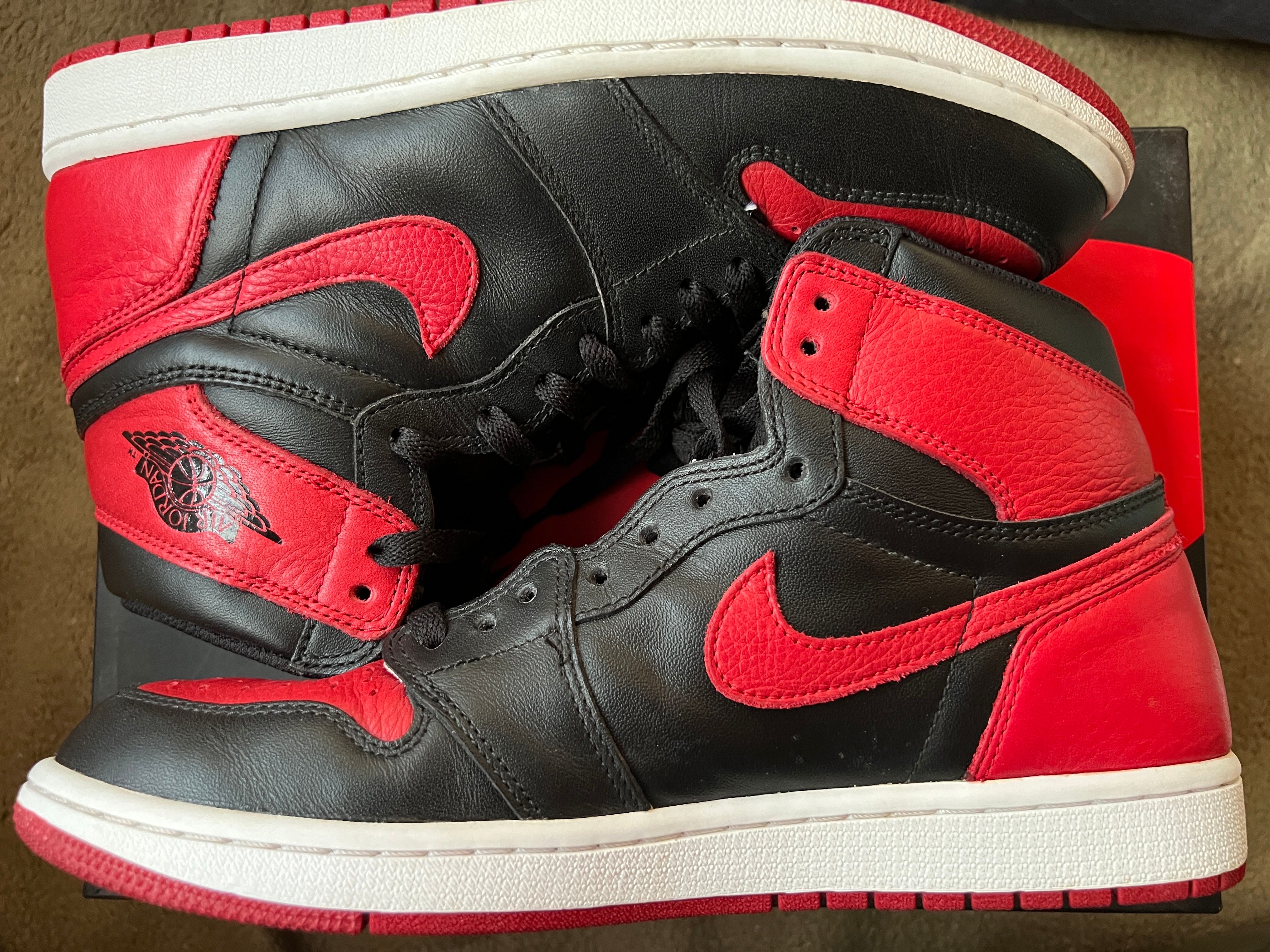 Nike Air Jordan 1 Retro High OG "Bred/Banned"