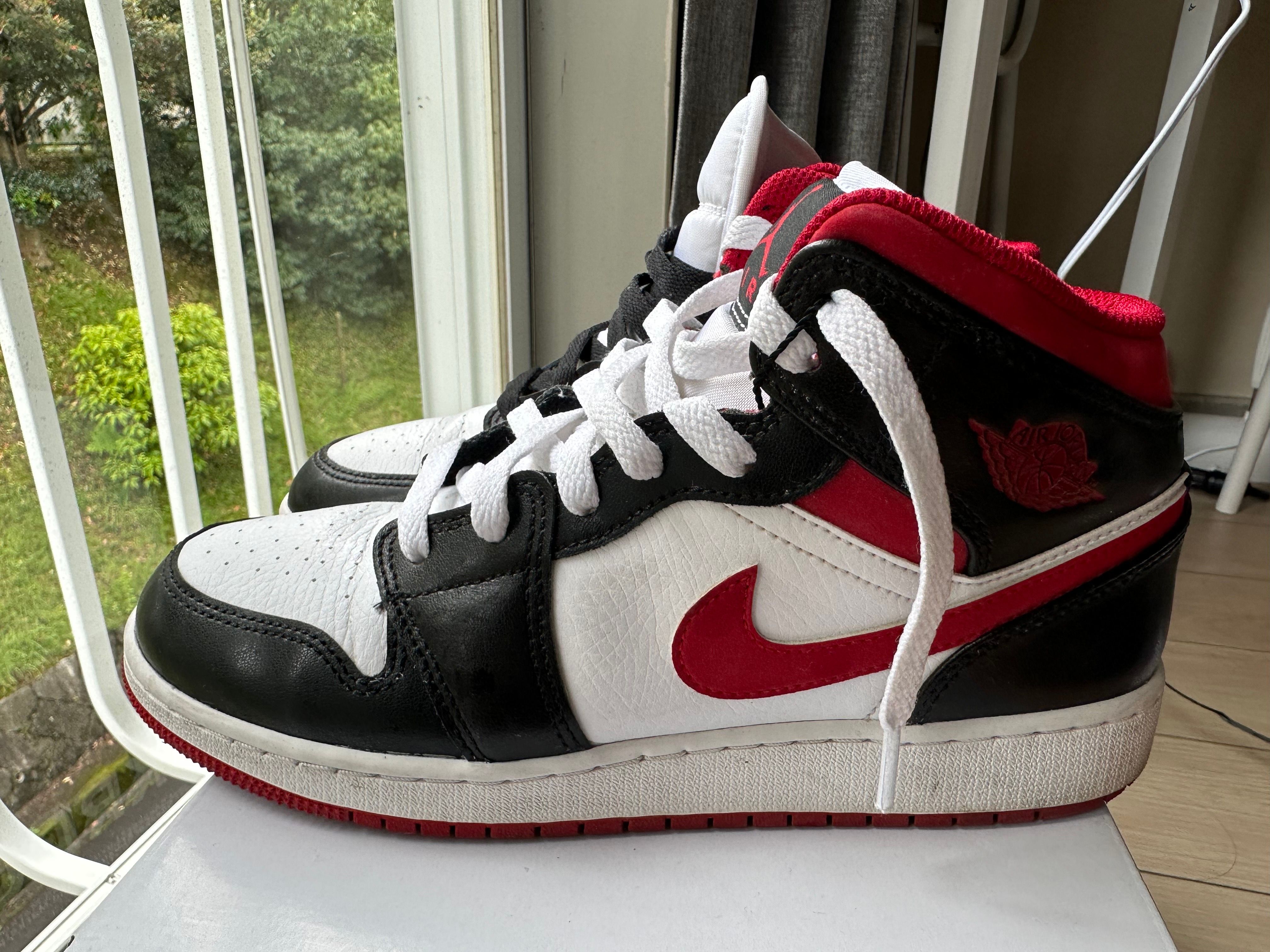 NIKE GS AIR JORDAN 1 MID "WHITE/GYM RED/BLACK"