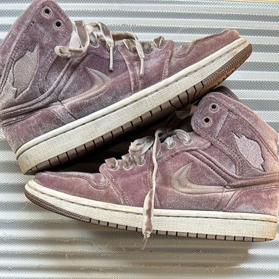 Nike Women's Air Jordan 1 Mid "Purple Velvet"