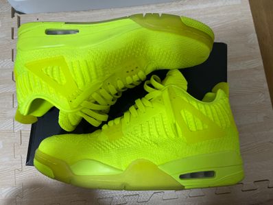 NIKE AIR JORDAN 4 RETRO FLYKNIT VOLT