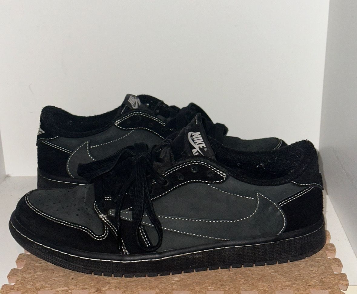 Travis Scott × Nike Air Jordan 1 Low OG SP "Black Phantom"