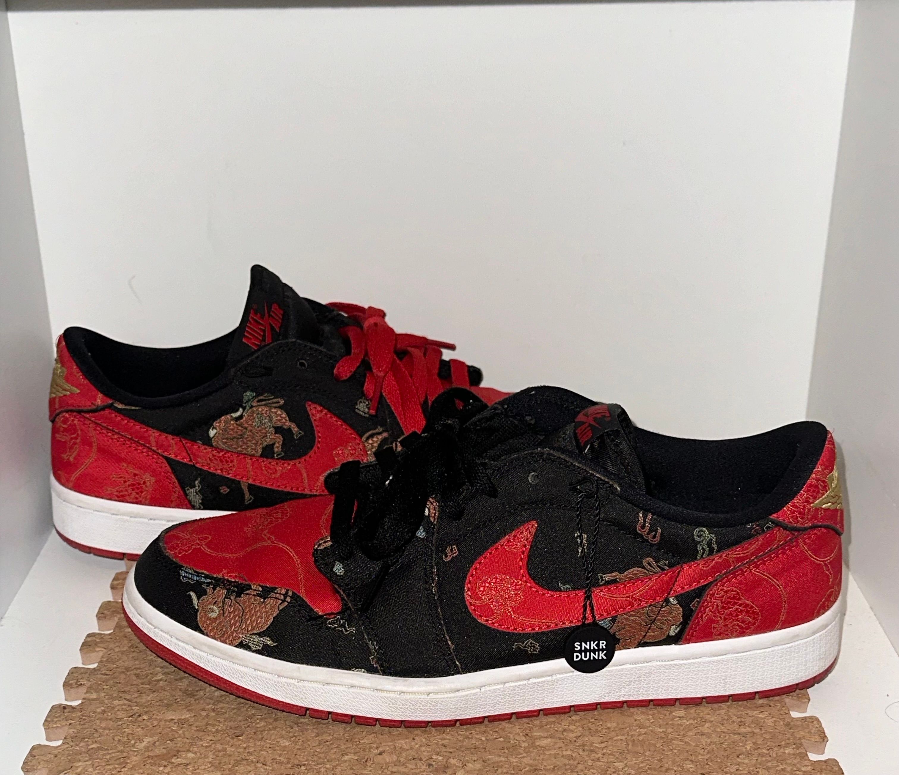 NIKE AIR JORDAN 1 LOW "CHINESE NEW YEAR"