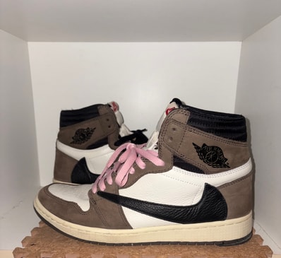 Travis Scott × Nike Air Jordan 1 Retro High OG TS SP "Sail/Dark Mocha"