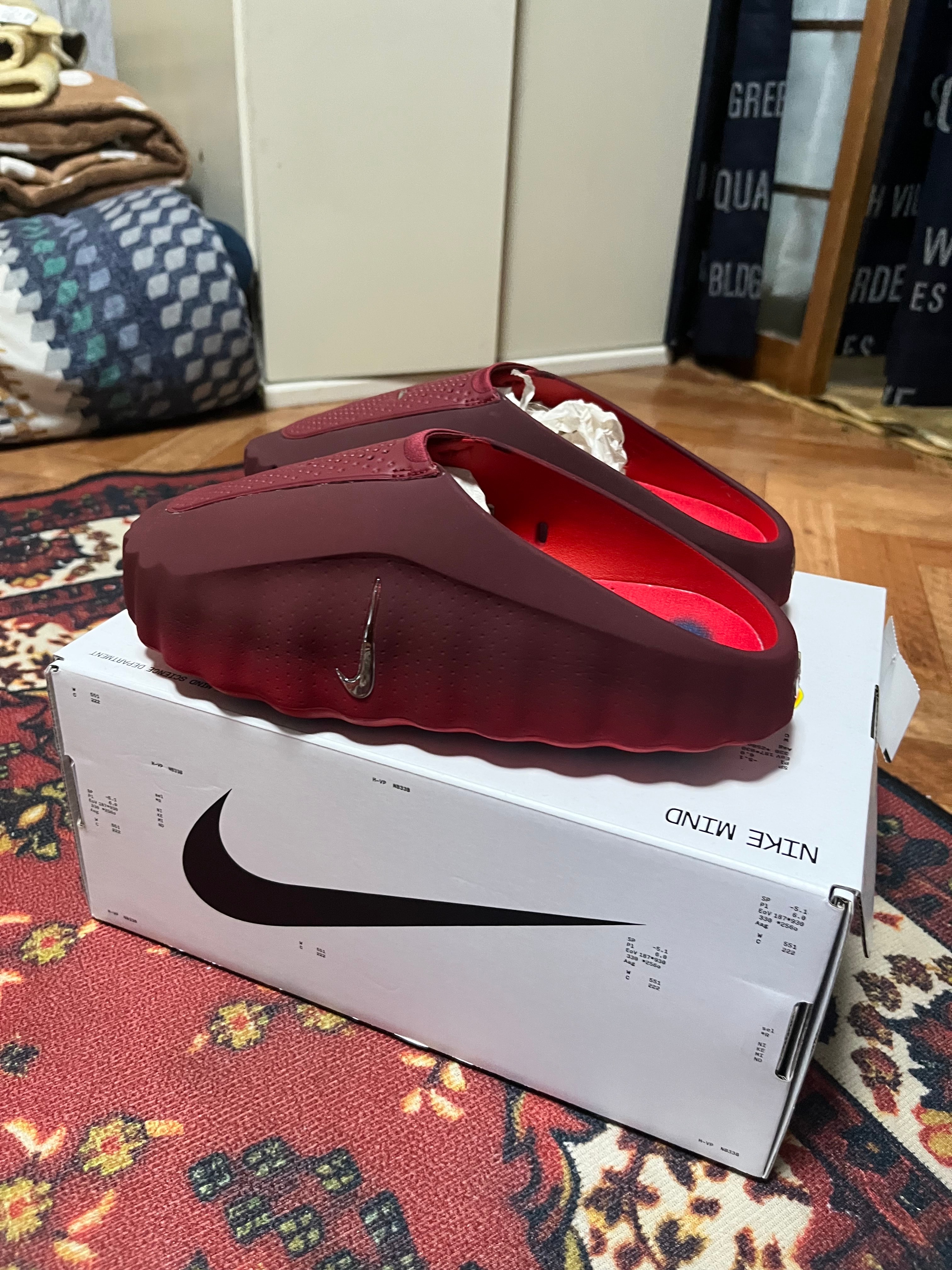 Nike Mind 001 Mules "Team Red"