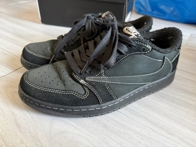 Travis Scott × Nike Air Jordan 1 Low OG SP "Black Phantom"
