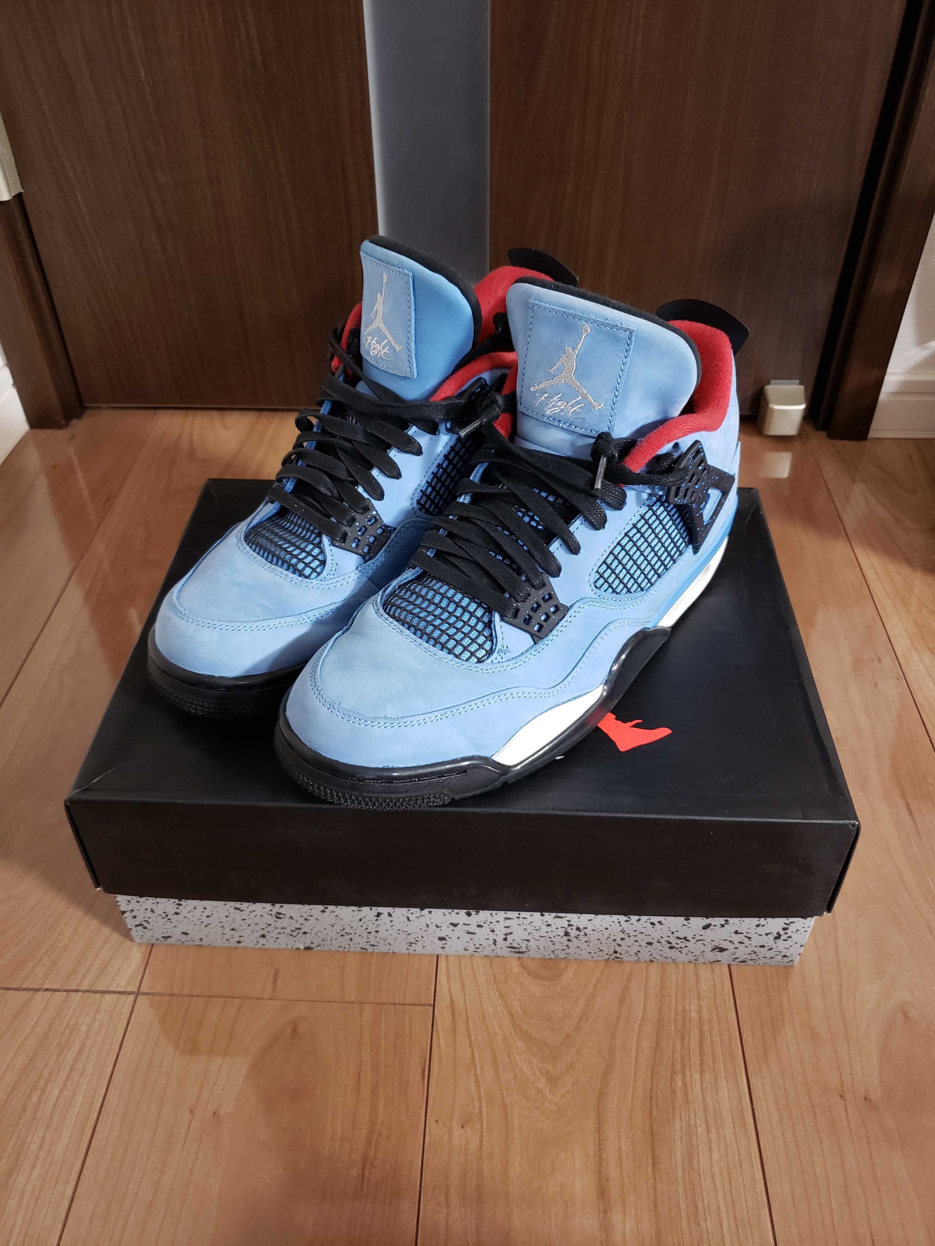 Travis Scott × Nike Air Jordan 4 Retro Cactus Jack "University Blue"