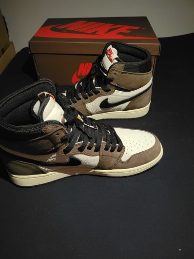 Travis Scott × Nike Air Jordan 1 Retro High OG TS SP "Sail/Dark Mocha"