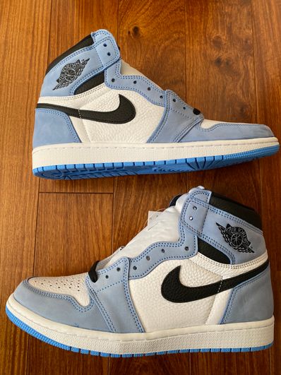 Nike Air Jordan 1 High OG "University Blue"