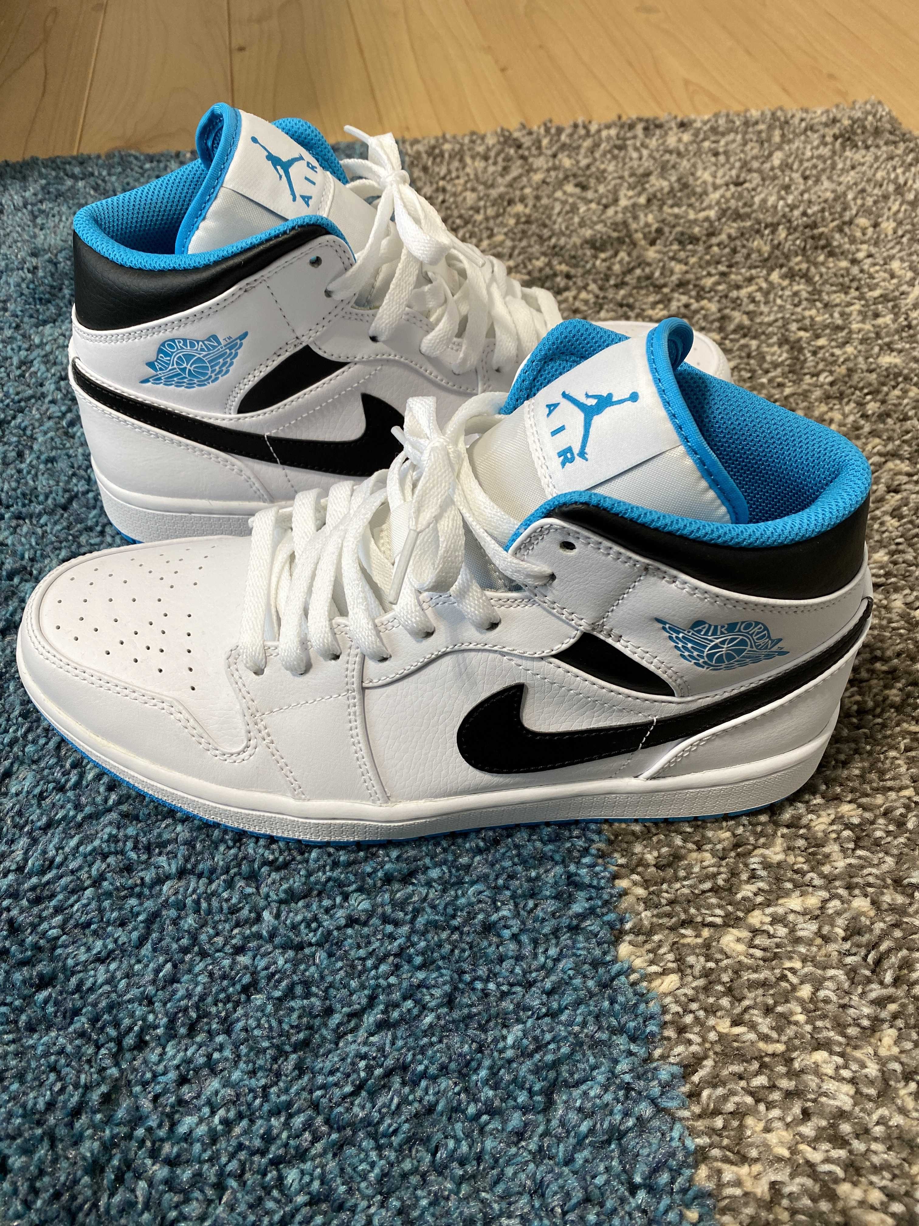 Nike Air Jordan 1 Mid "White/Laser blue"