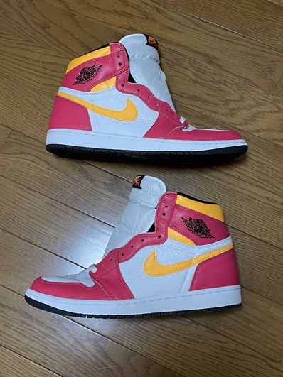 Nike Air Jordan 1 High OG "Light Fusion Red"