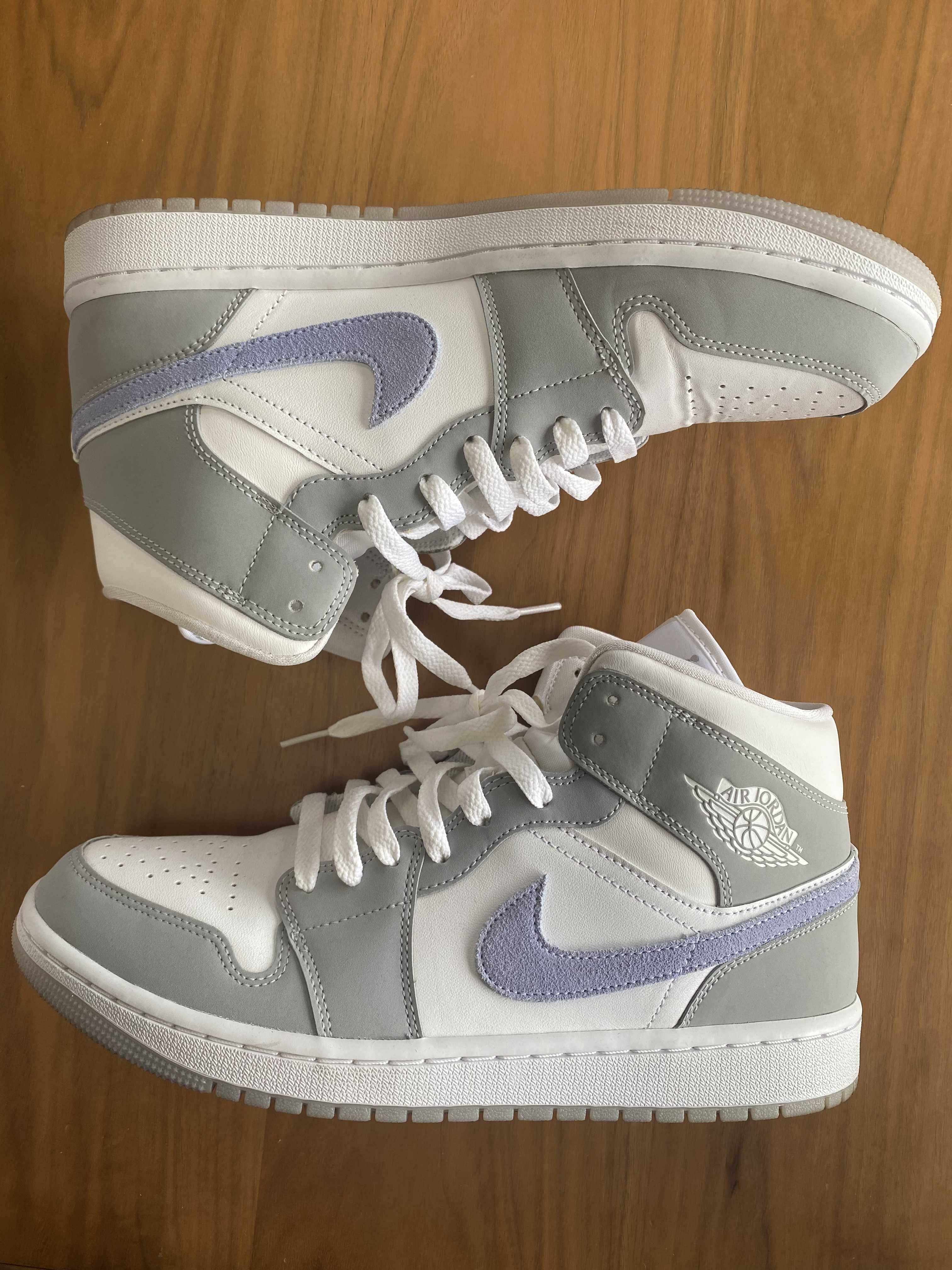 Nike Women's Air Jordan 1 Mid "Wolf Grey"