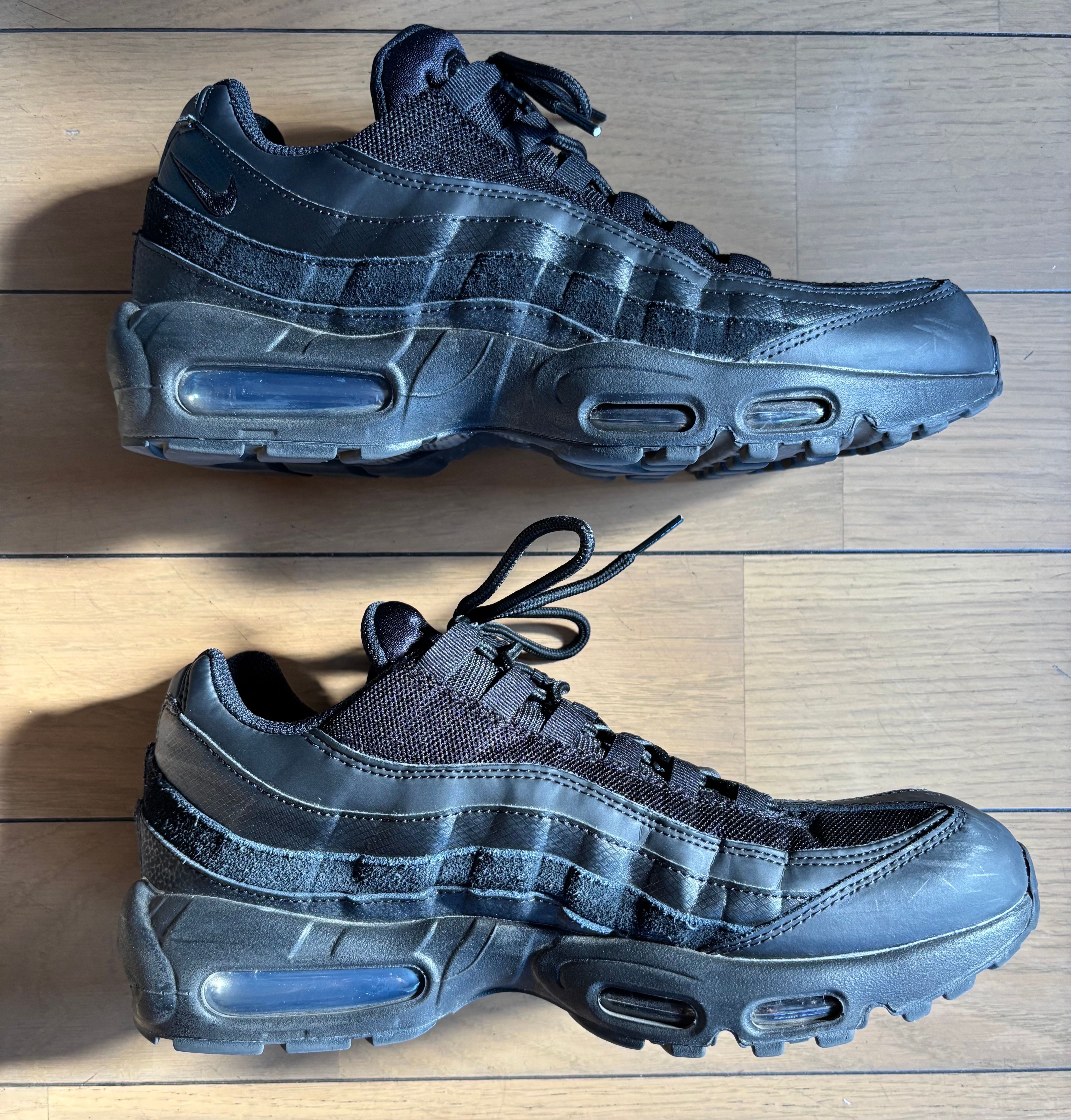 Nike Air Max 95 Essential "Black/Dark Grey/Black"