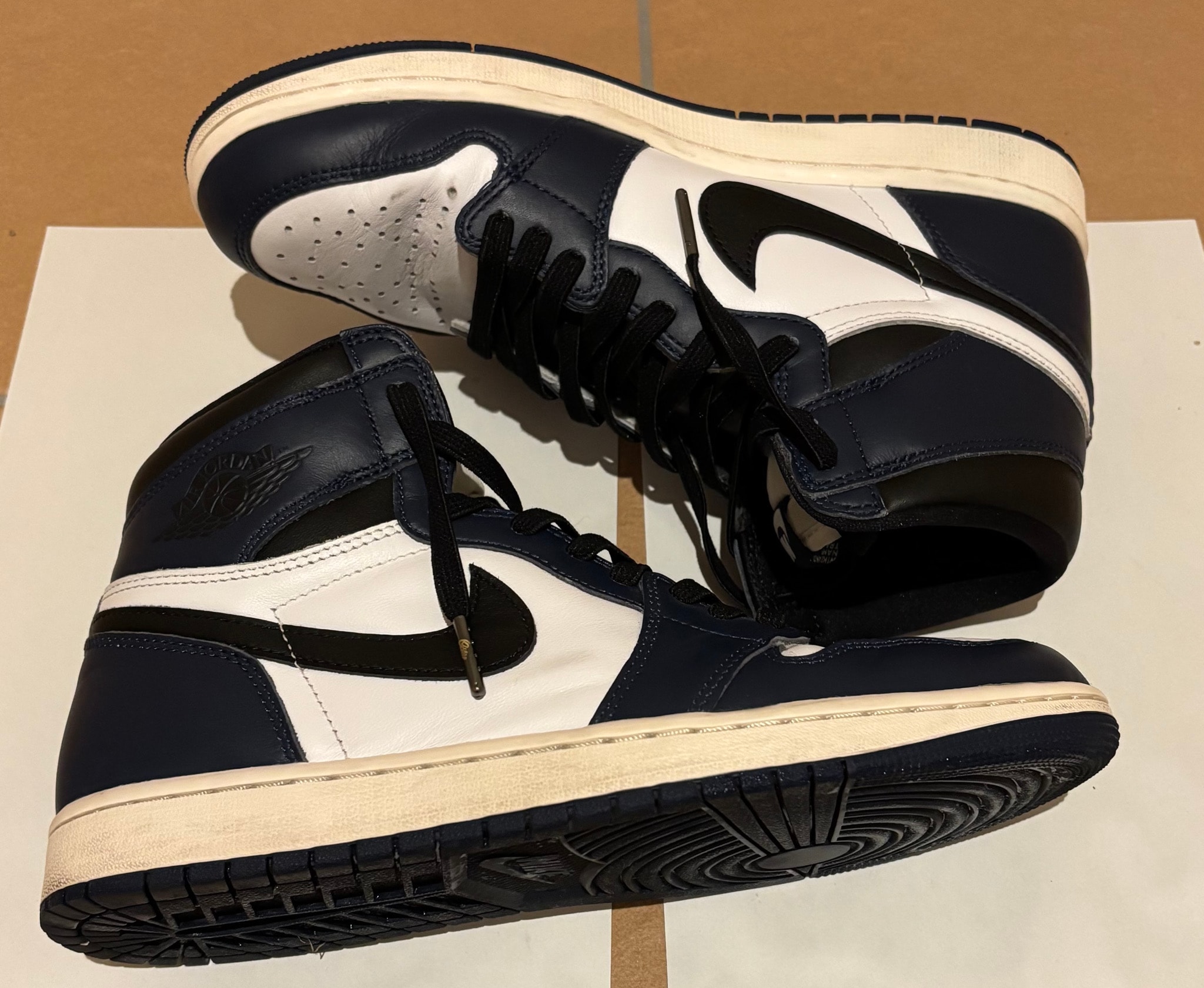 Nike Air Jordan 1 Retro High OG "Midnight Navy"