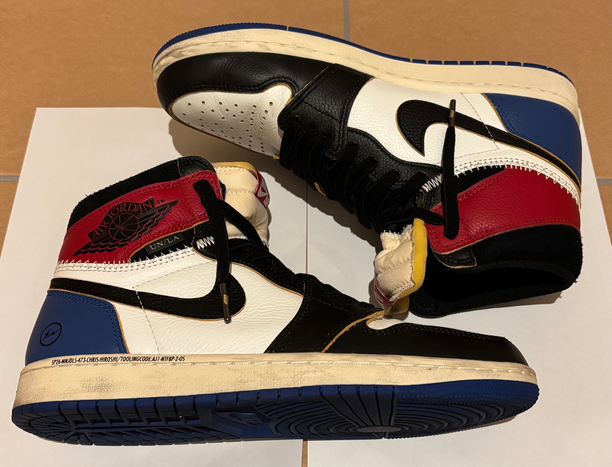 fragment design × UNION × Nike Air Jordan 1 High OG "Black/Varsity Red"