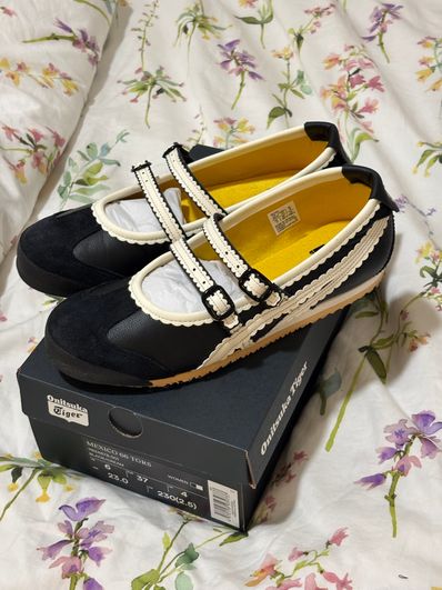 Onitsuka Tiger Women's Mexico 66 TGRS "Black/Cream"