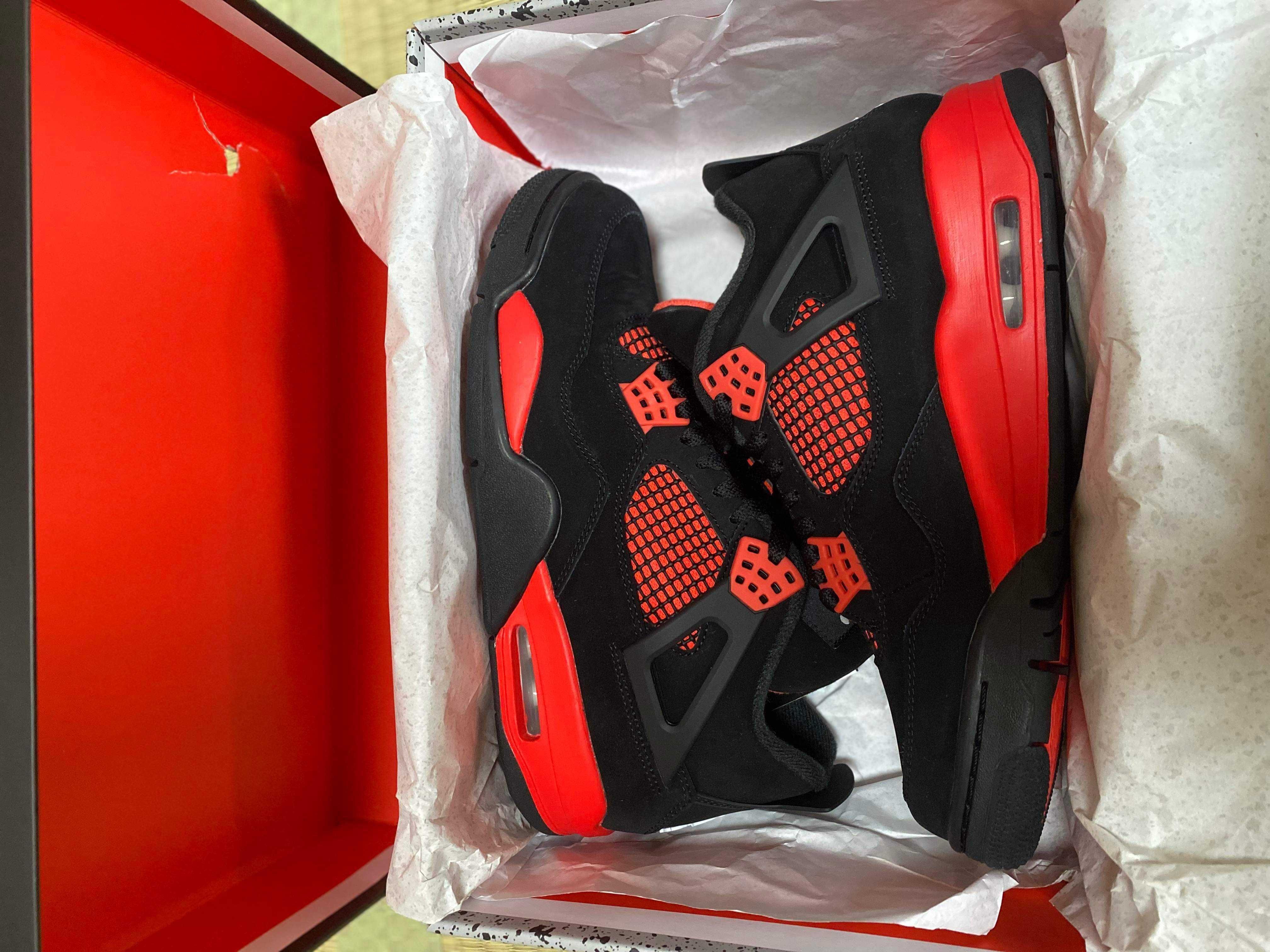 Nike Air Jordan 4 "Red Thunder/Crimson"
