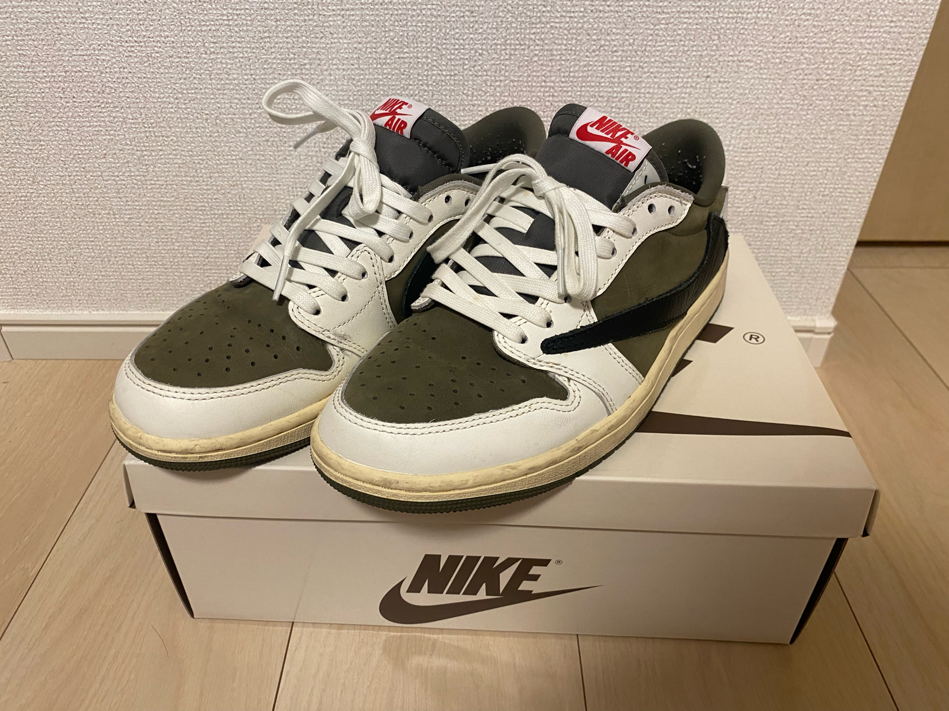 Travis Scott × Nike Air Jordan 1 Low OG SP "Reverse Olive"