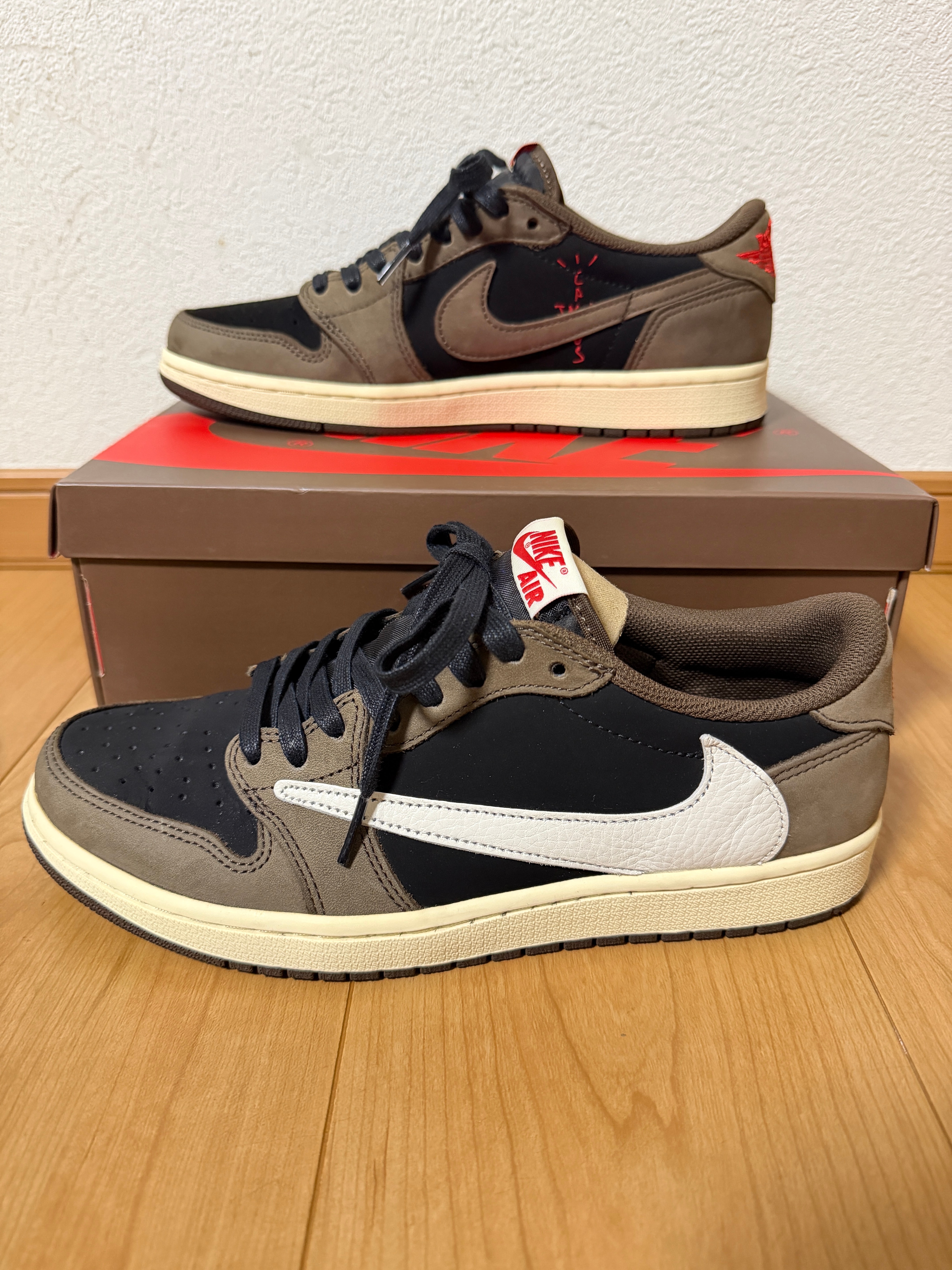 Travis Scott × Nike Air Jordan 1 Low OG SP-T  "Black/Dark Mocha"