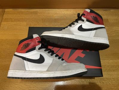 Nike Air Jordan 1 High OG "White/Black/Light Smoke Grey"