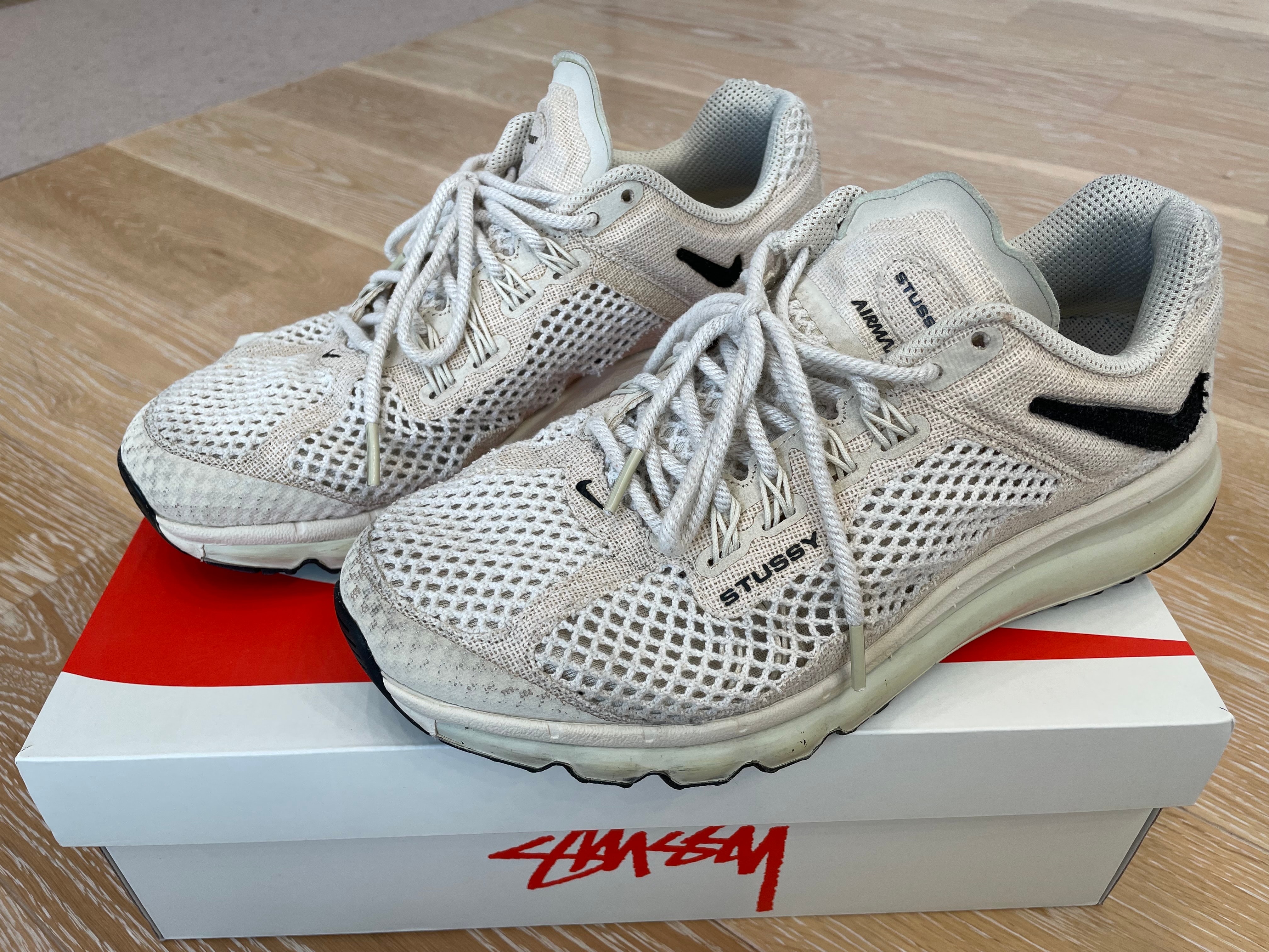 Stussy × Nike Air Max 2013 "Fossil"