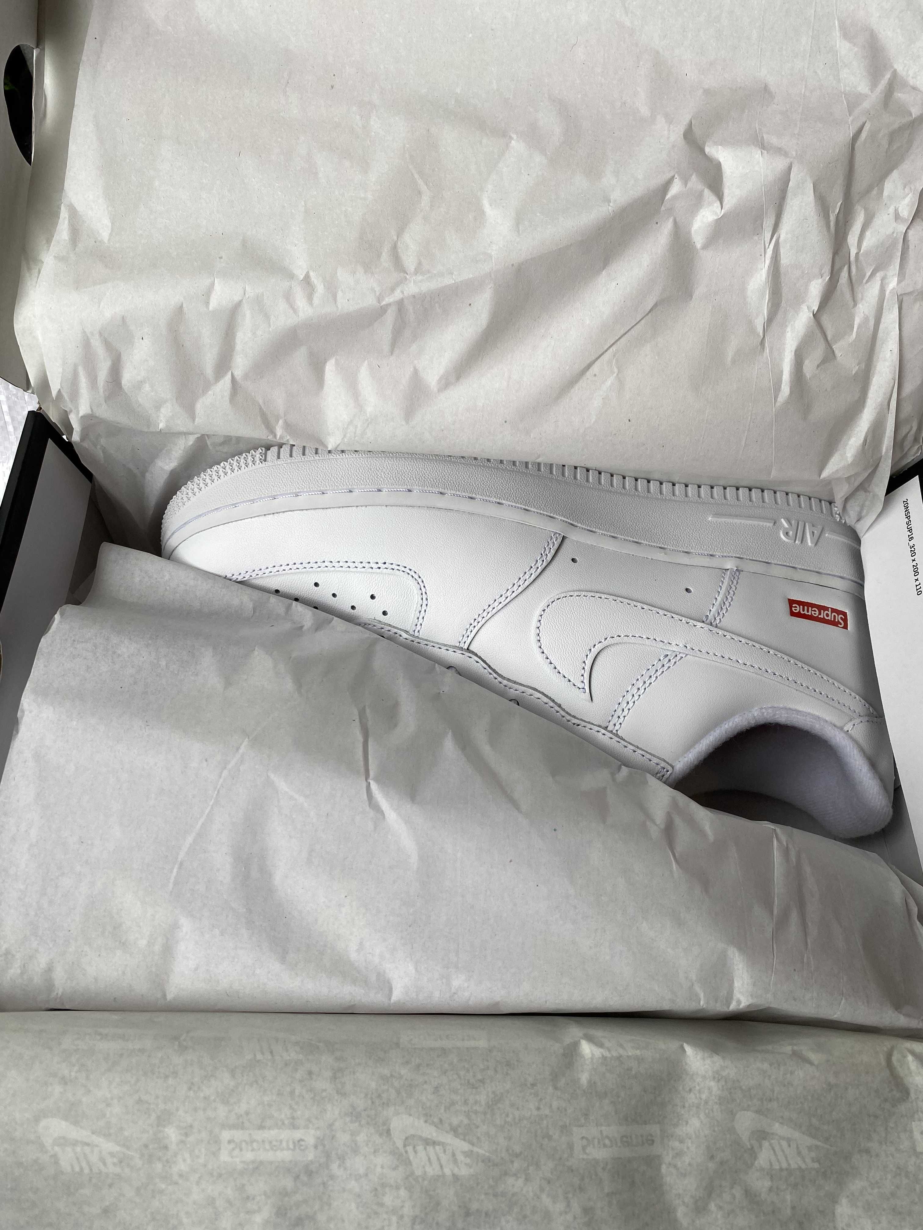 Supreme × Nike Air Force 1 Low "White"