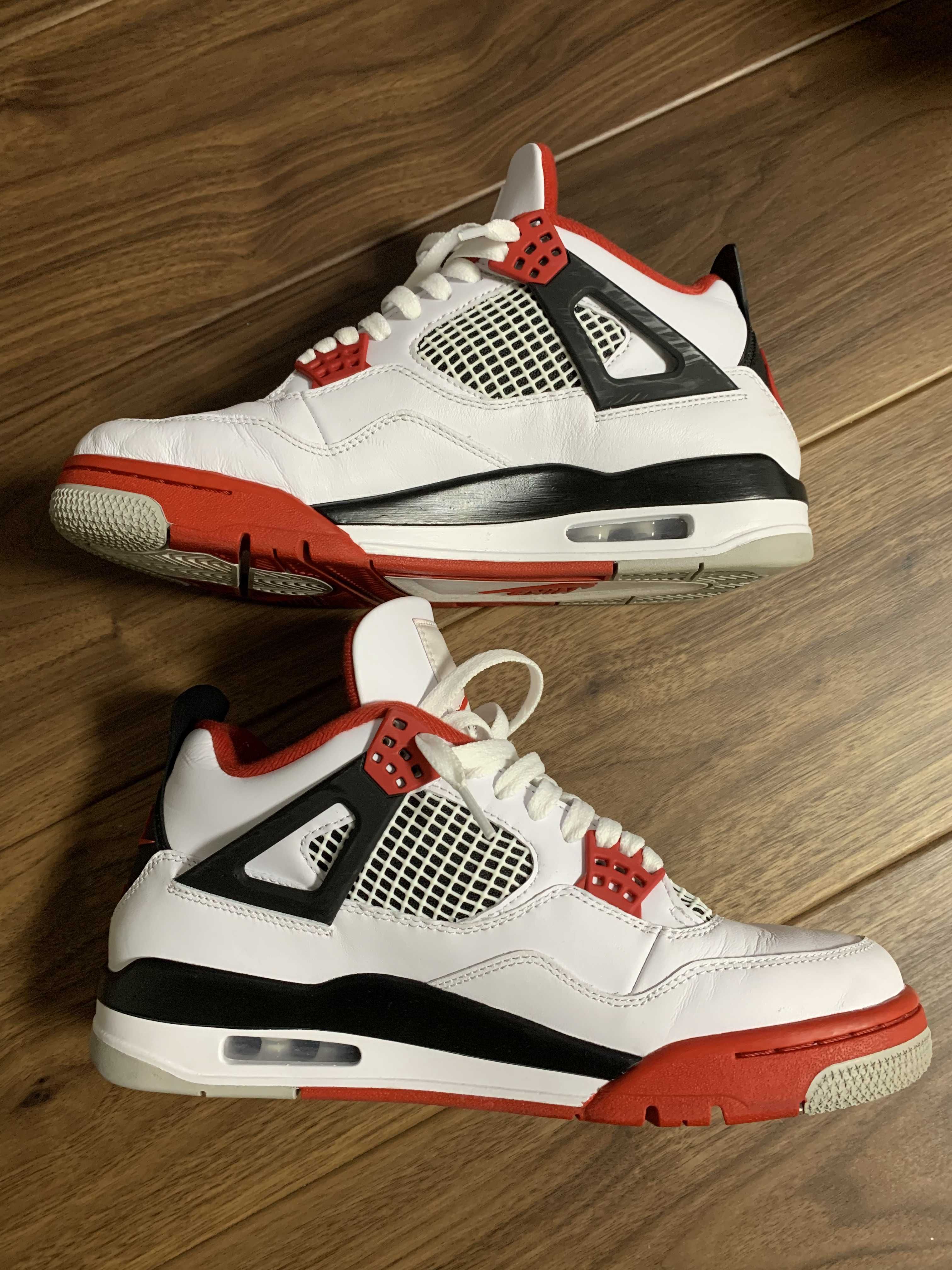 Nike Air Jordan 4 Retro OG "Fire Red" (2020)