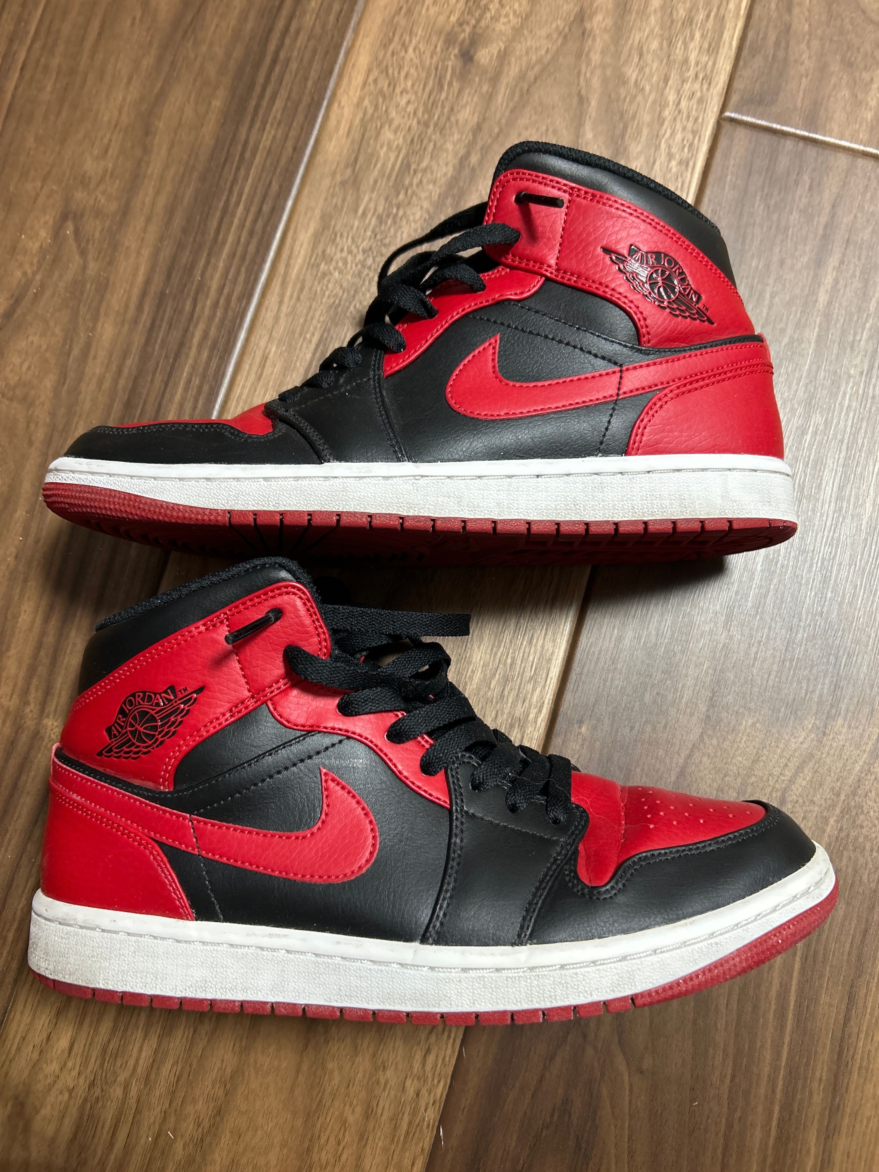 Nike Air Jordan 1 Mid "Bred"