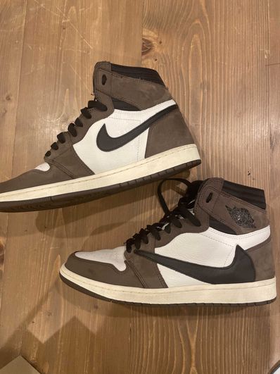 Travis Scott × Nike Air Jordan 1 Retro High OG TS SP "Sail/Dark Mocha"