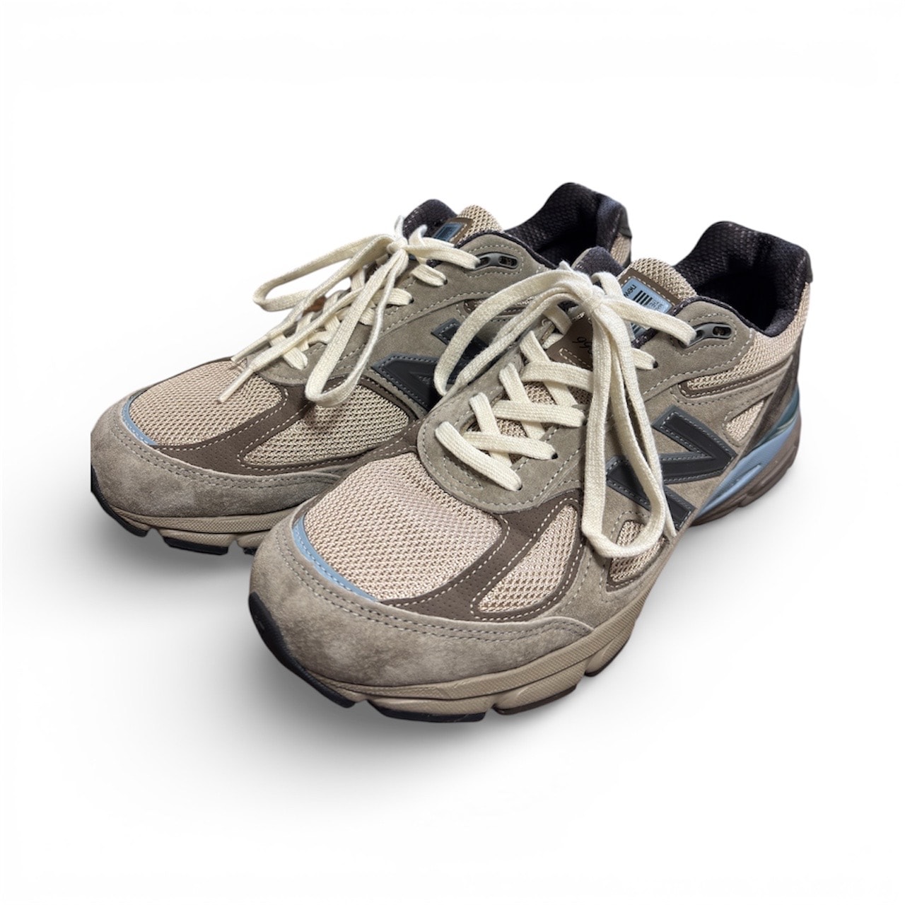 AURALEE × New Balance 990V4 "Taupe"