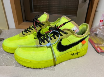 Off-White × Nike Air Force 1 Low "Volt"