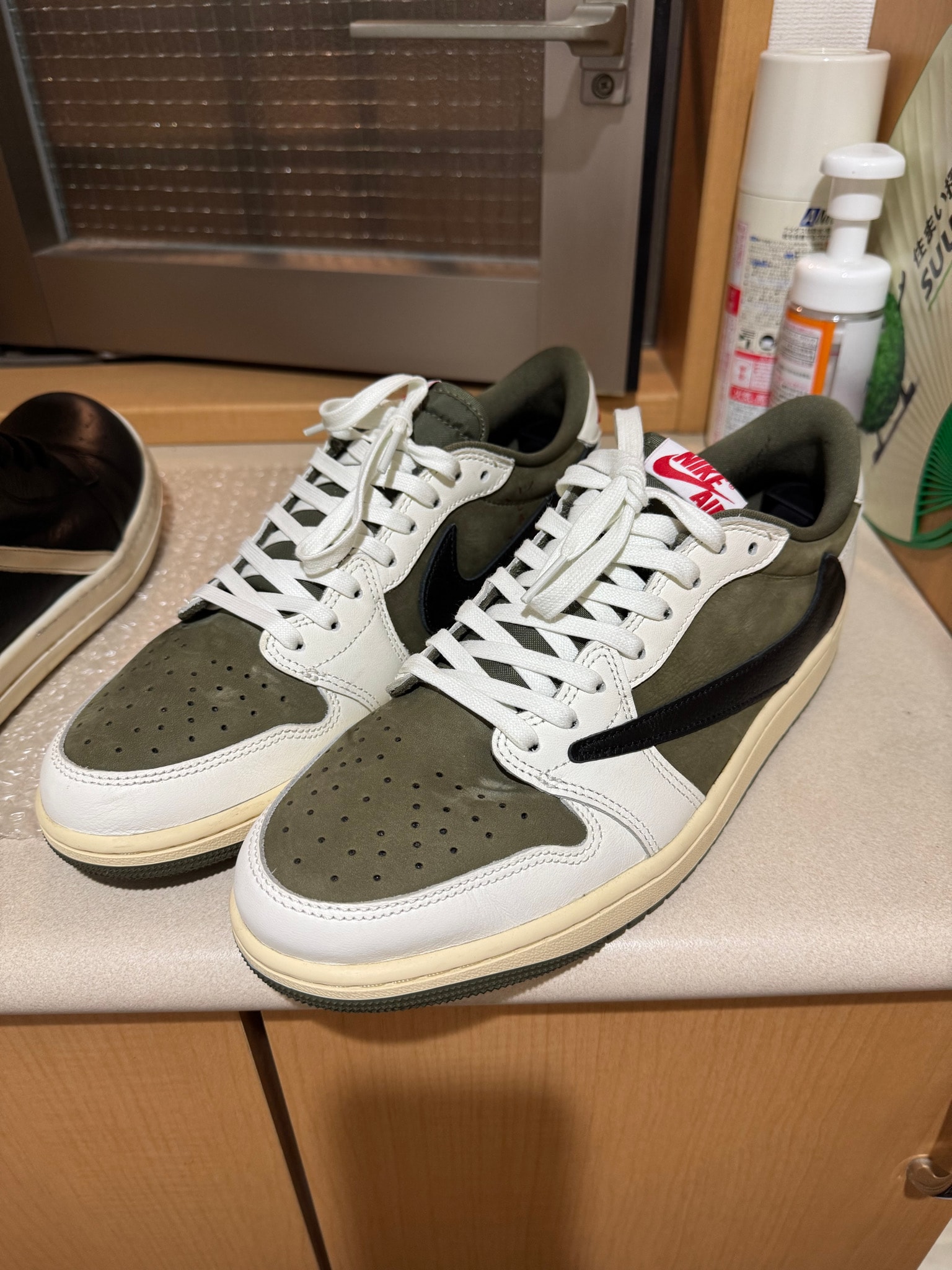 Travis Scott × Nike Air Jordan 1 Low OG SP "Reverse Olive"