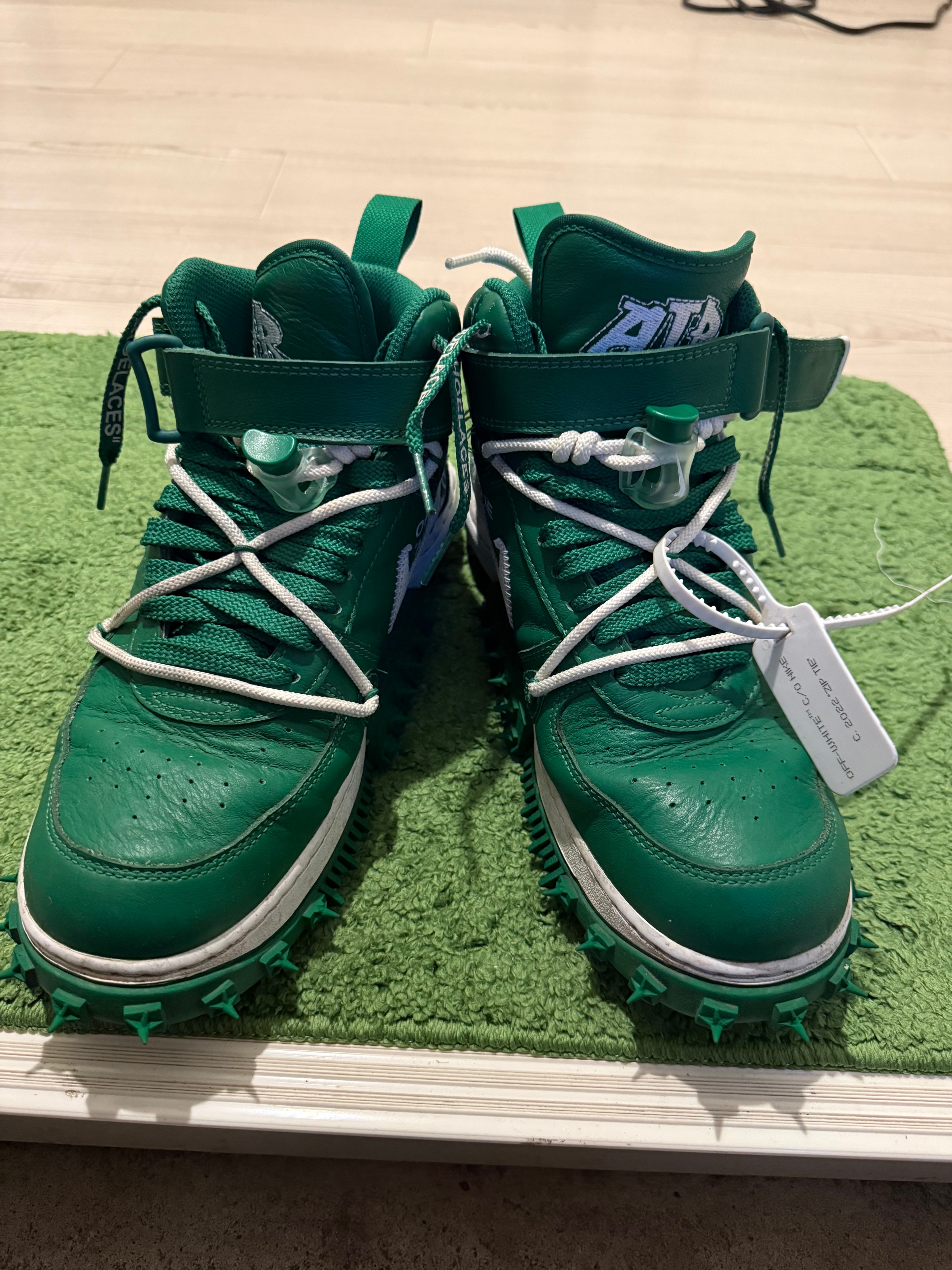 Off-White × Nike Air Force 1 Mid SP LTHR "Pine Green"