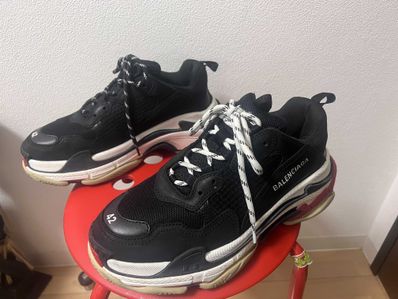 BALENCIAGA Triple S "Black/Red"