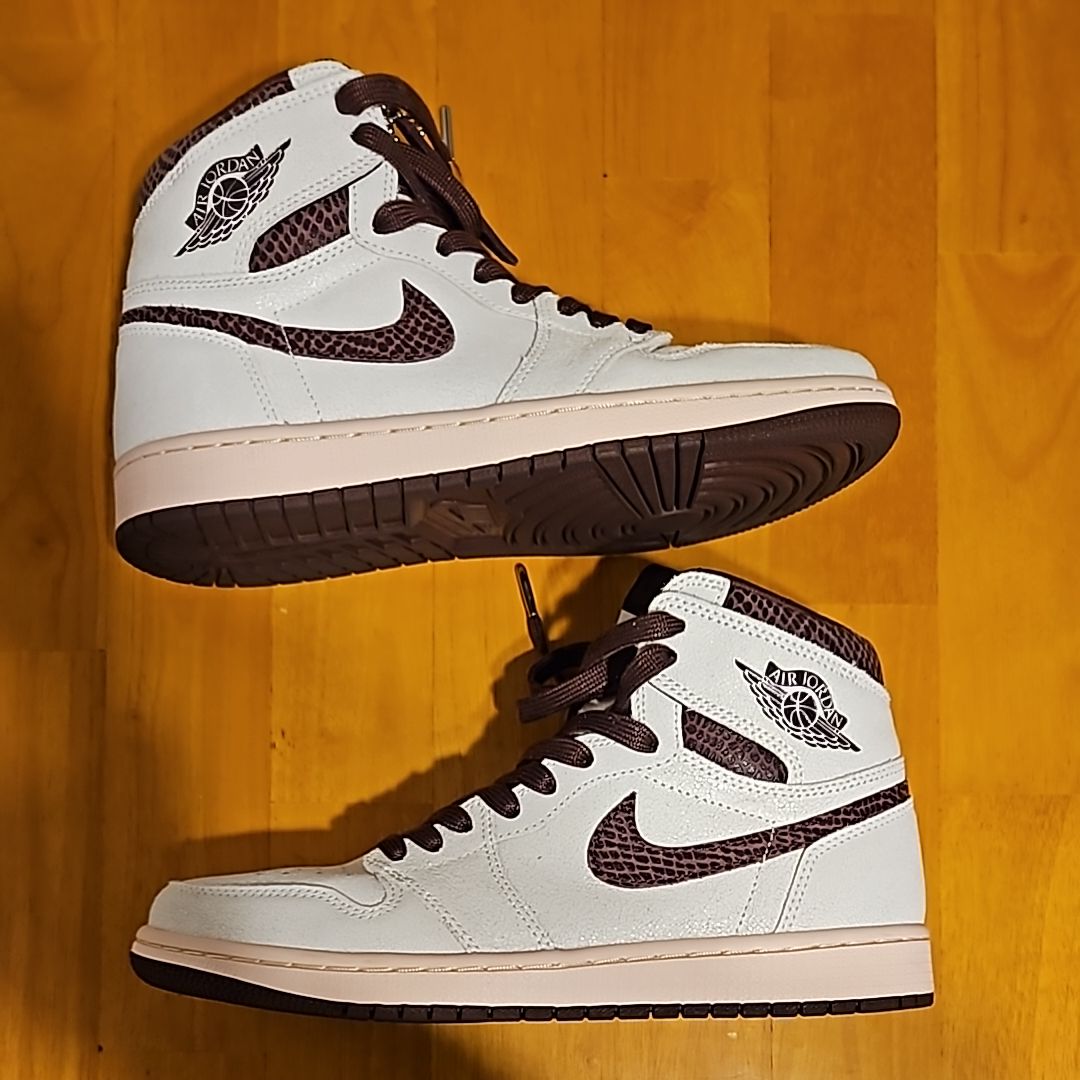 A Ma Maniere × Nike Air Jordan 1 Retro High OG "Sail and Burgundy"