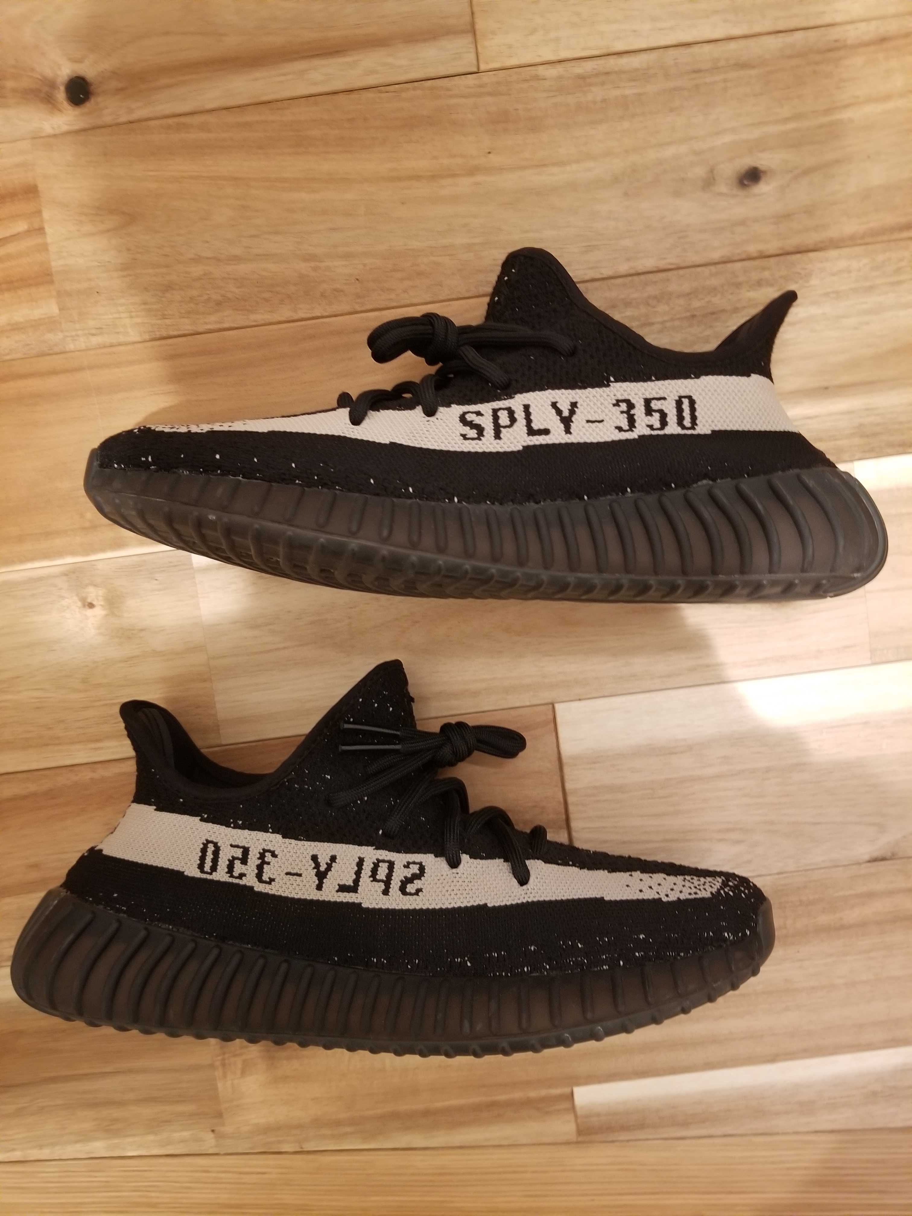adidas YEEZY Boost 350 V2 "Oreo"