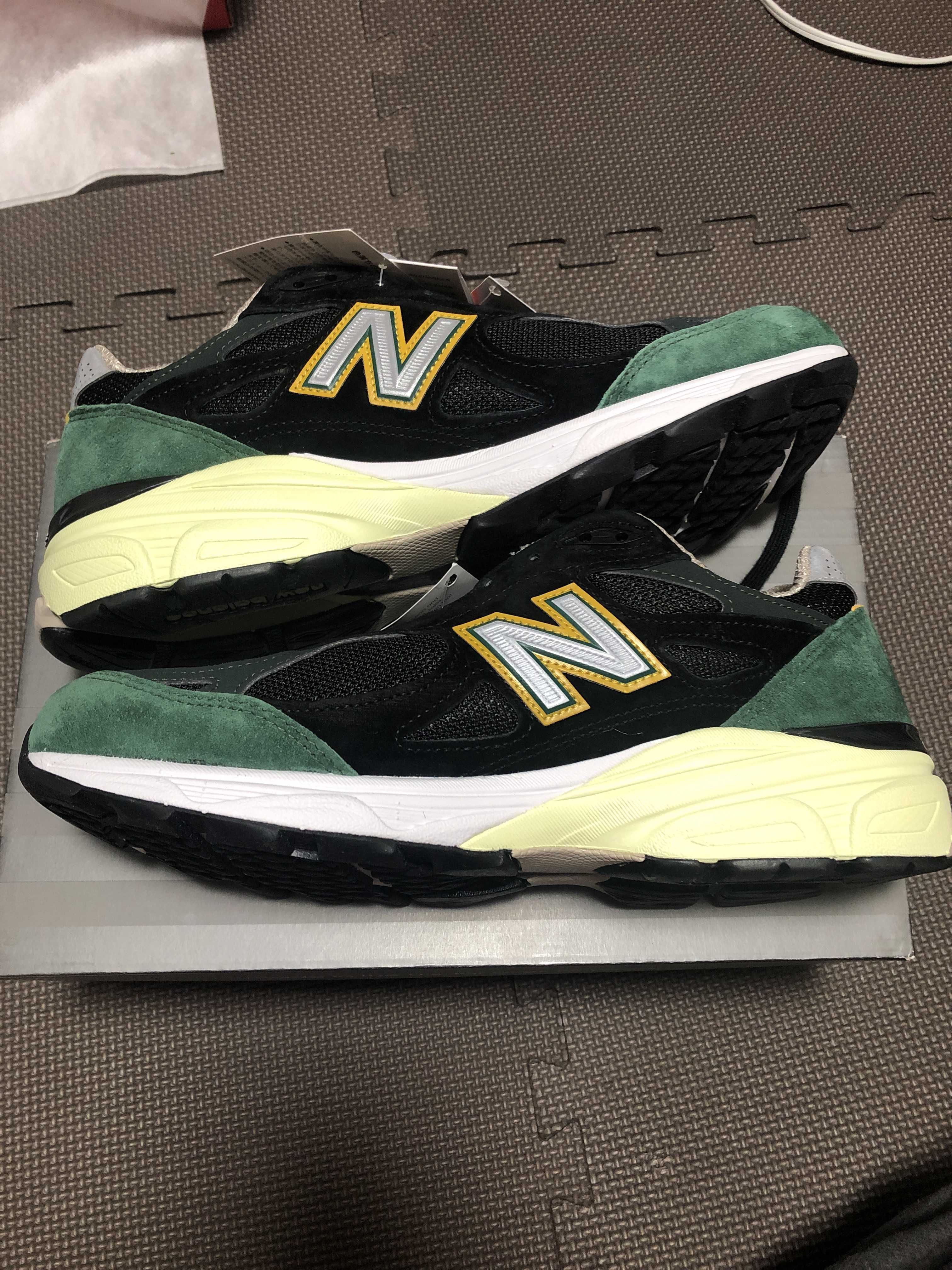 New Balance 990V3 "Black/Green/Yellow"