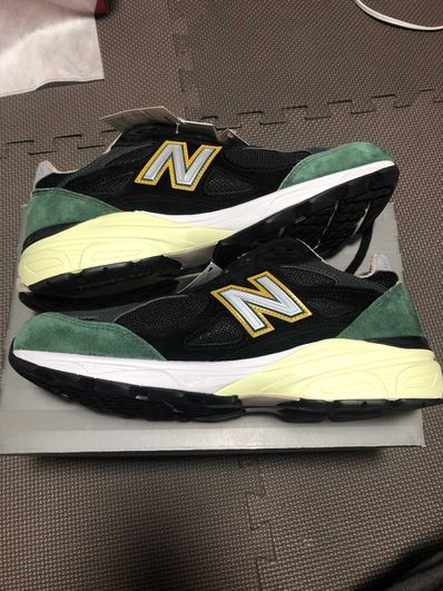 New Balance 990V3 "Black/Green/Yellow"