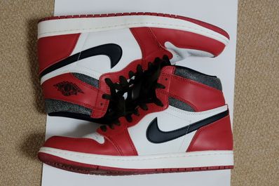 Nike Air Jordan 1 High OG "Lost & Found/Chicago"