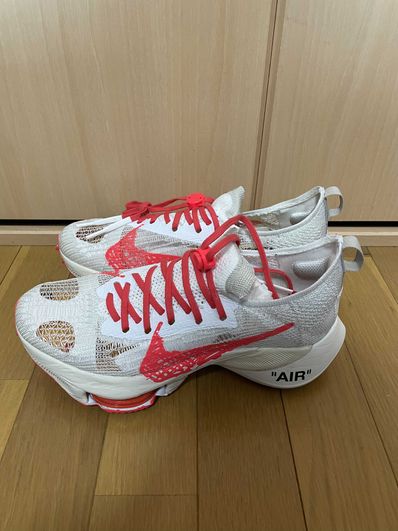 Off-White × Nike Air Zoom Tempo Next% Flyknit "Solar Red"