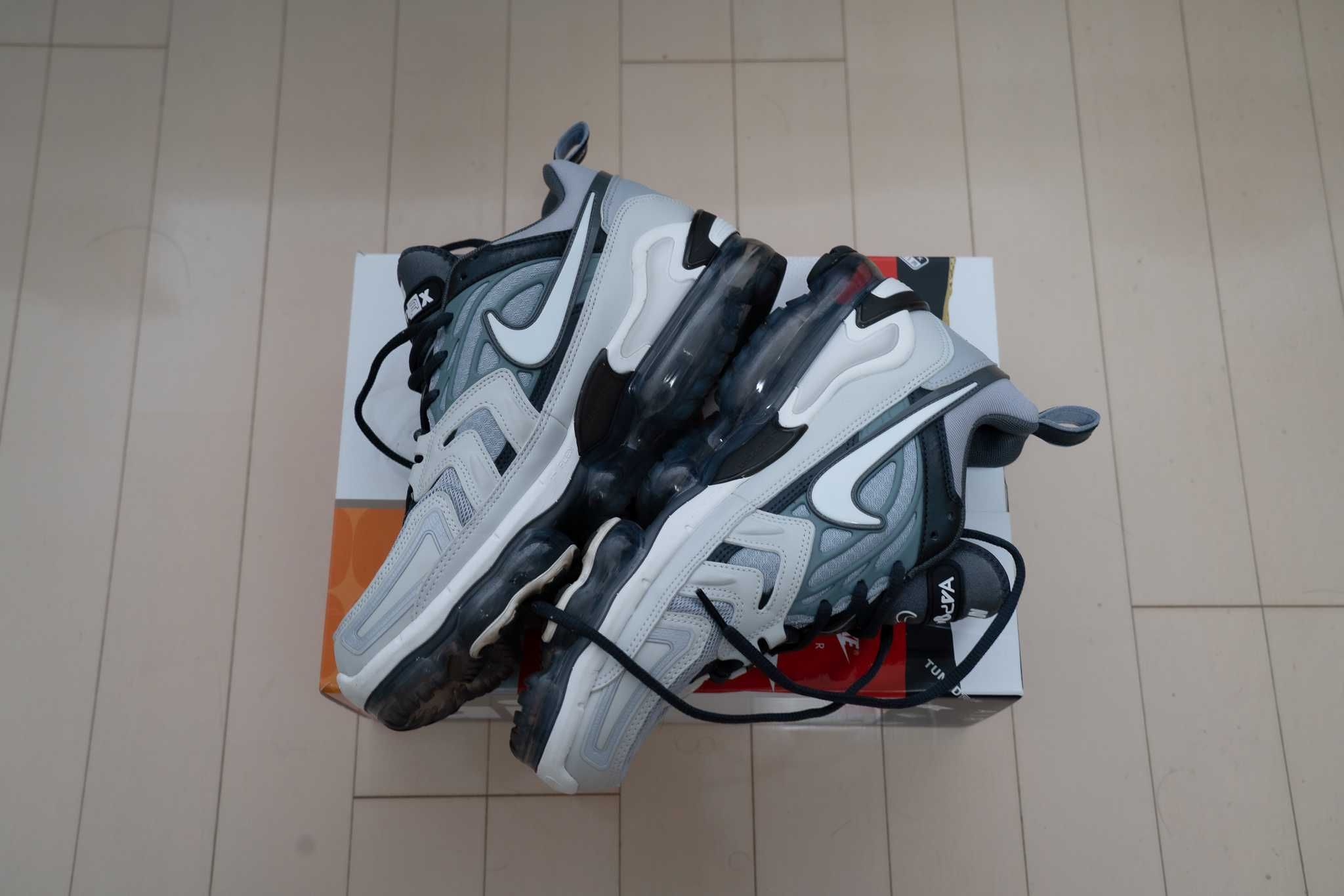 ナイキ エア ヴェイパーマックス EVO ”グレー"