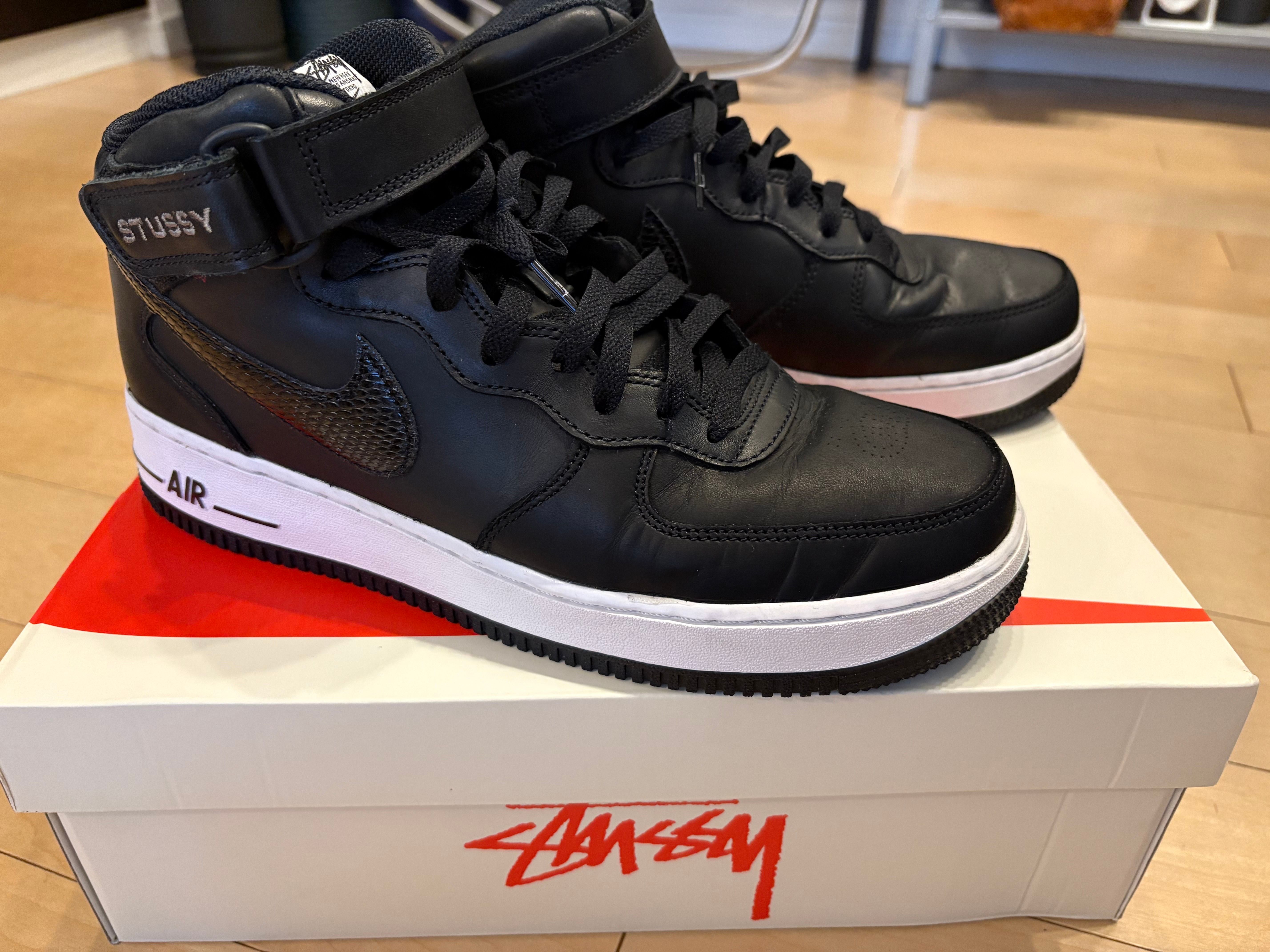 Stussy × Nike Air Force 1 Mid "Black/Black"