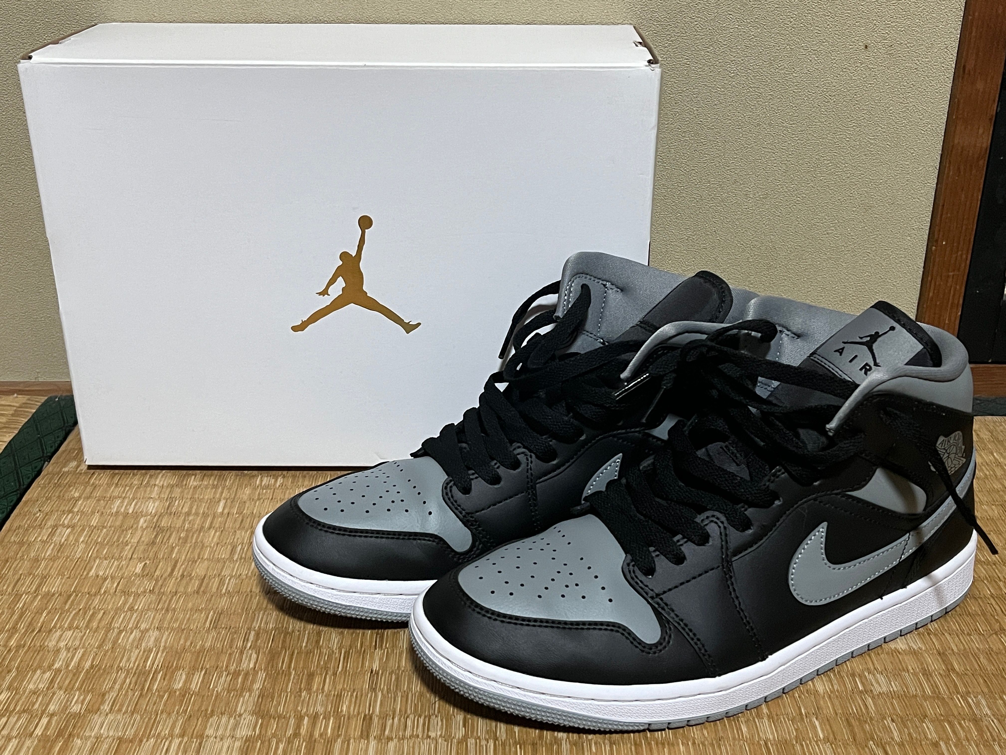 Nike Women's Air Jordan 1 Mid "Shadow"